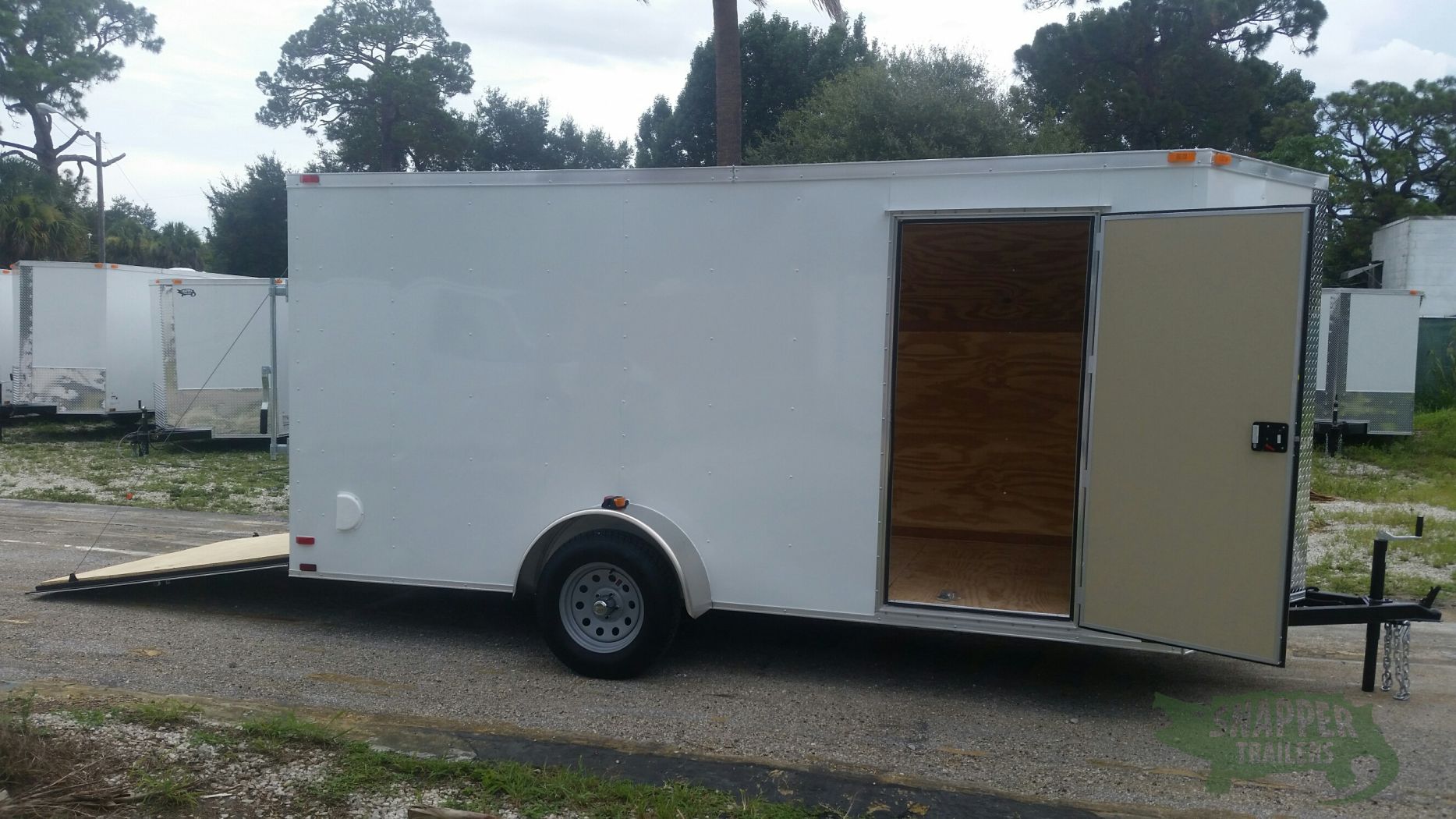 6x14 SA Trailer White, Ramp, Side Door, Extra Height Snapper