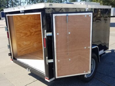 Diamond Cargo 5x8 SA Trailer - Black, Barn Doors, Stab Jacks, One Piece Aluminum Roof - Image 8