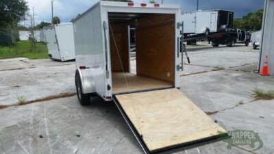 Quality Cargo 5x10 SA Trailer - White, Ramp, Side Door, Side Vents - Image 4