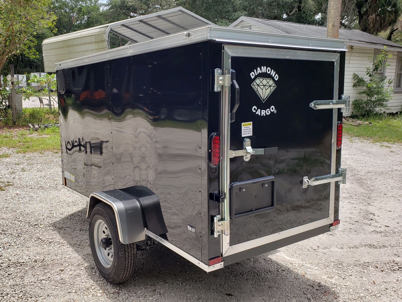 Diamond Cargo 4x8 SA Trailer - Black, Rear Single Door - Image 7