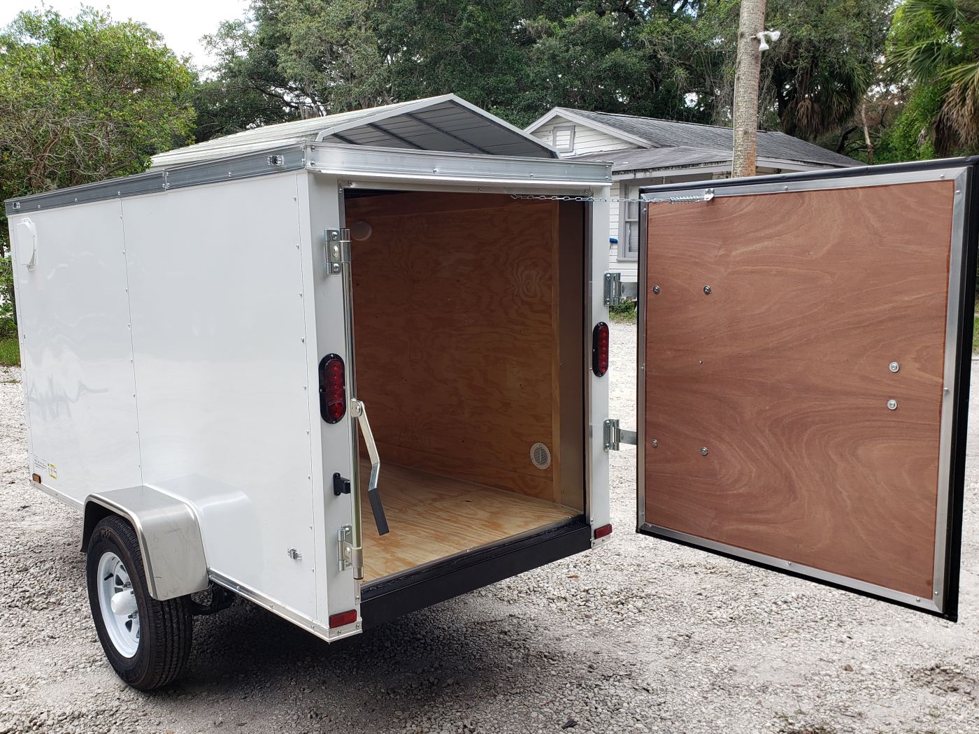 Diamond Cargo 4x8 SA Trailer - White, Rear Single Door, Side Door - Image 6