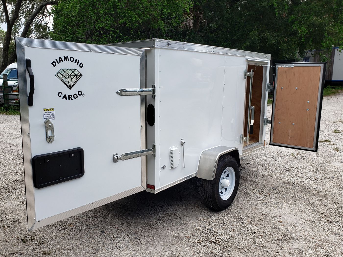 Diamond Cargo 4x8 SA Trailer - White, Rear Single Door, Side Door - Image 10
