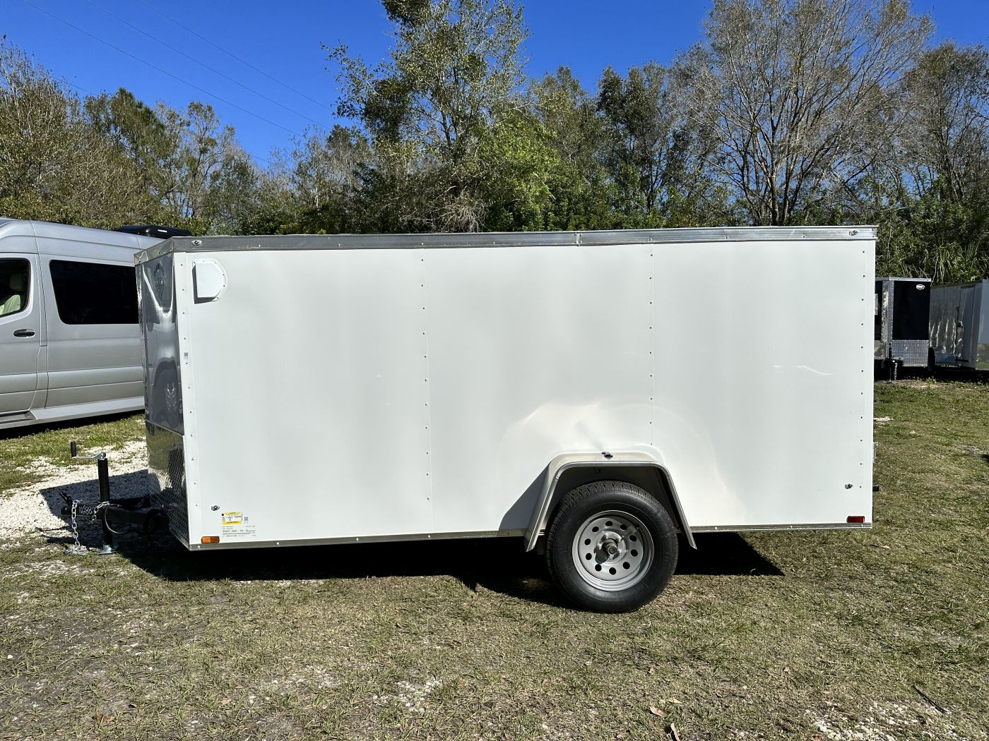Diamond Cargo 5x12 SA Trailer - White, Ramp, Side Door - Image 3