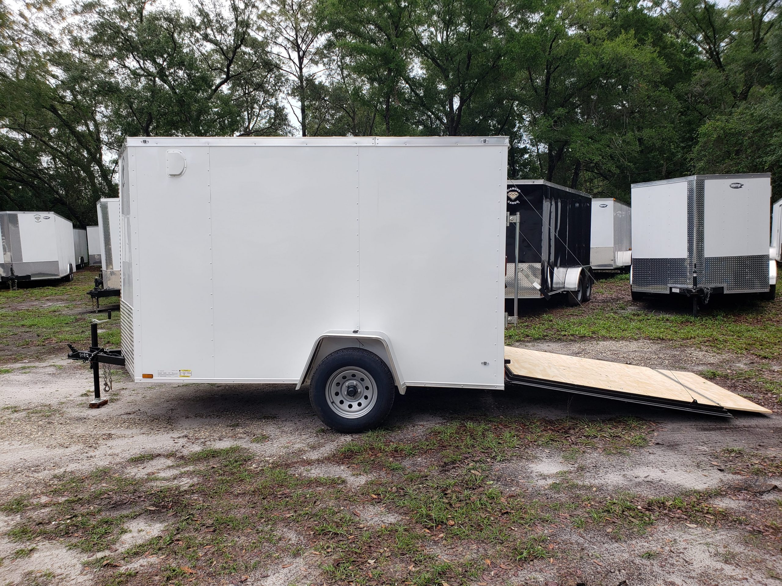Diamond Cargo 6x10 SA Trailer - White, Ramp, Side Door, Extra Height, Insulated - Image 17