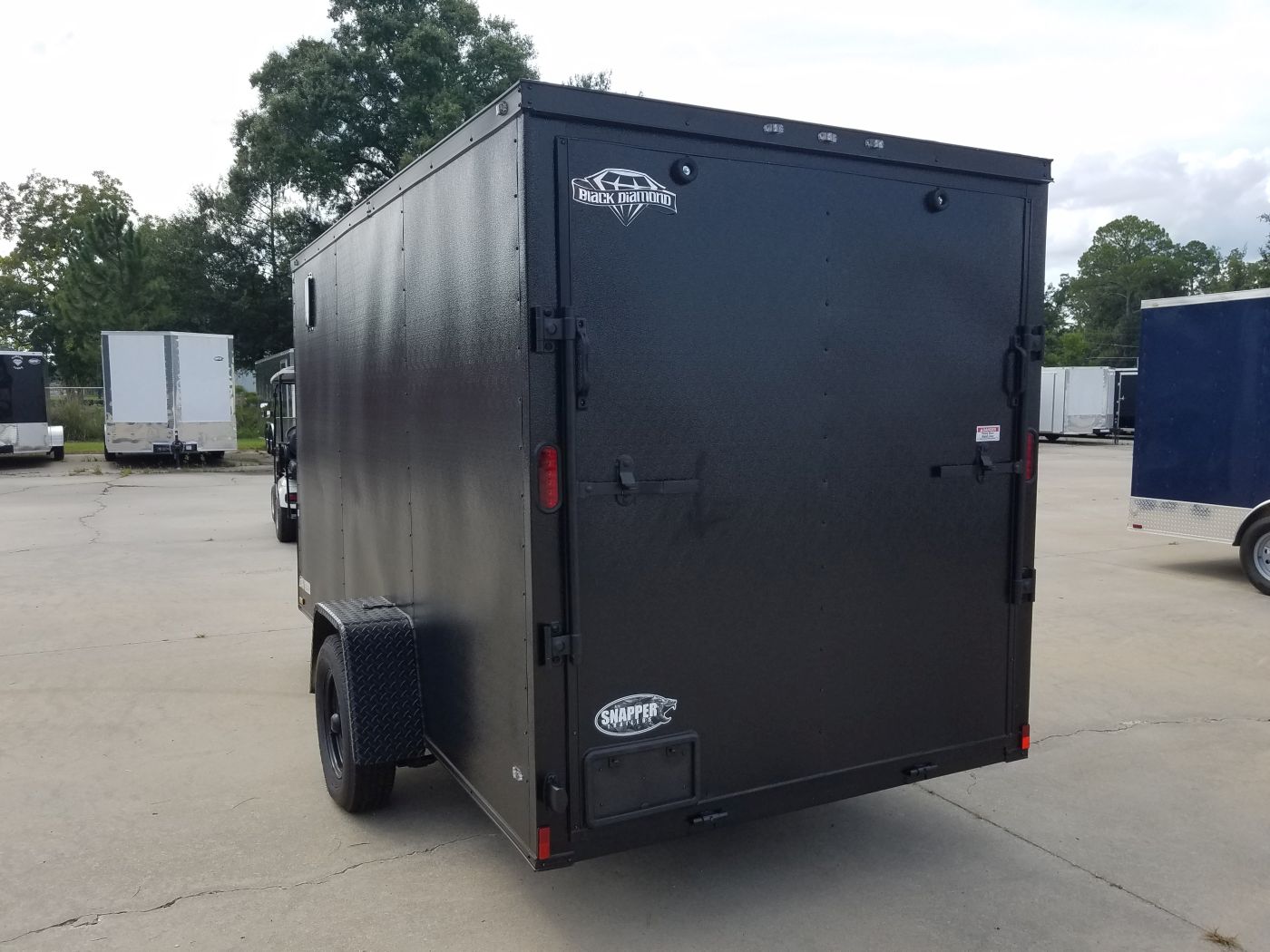 Diamond Cargo 6x12 SA Trailer - Embossed Black, Ramp, Side Door, Extra Height, Blackout - Image 7