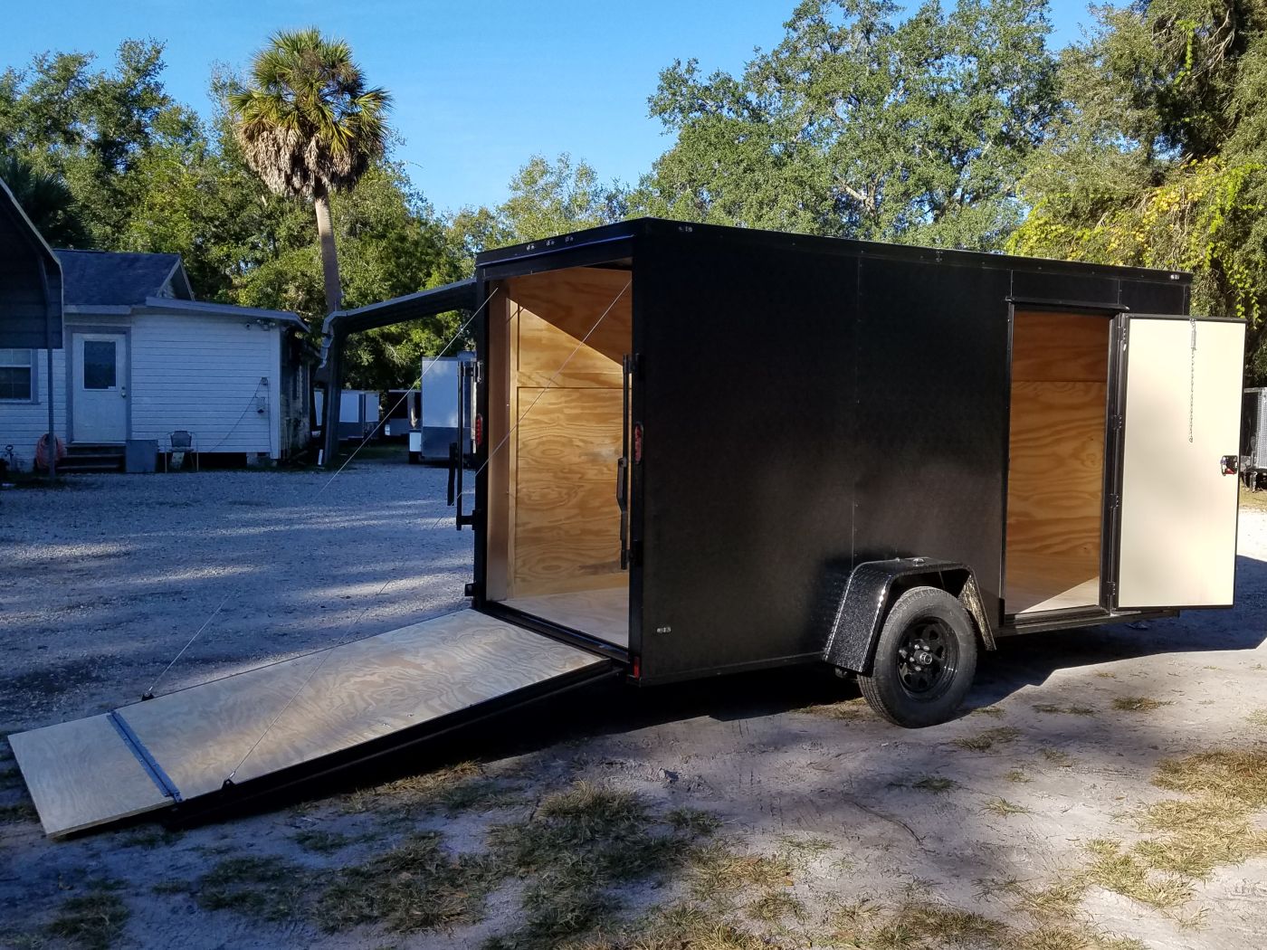 Diamond Cargo 6x12 SA Trailer - Black, Ramp, Side Door, Blackout, Embossed - Image 10