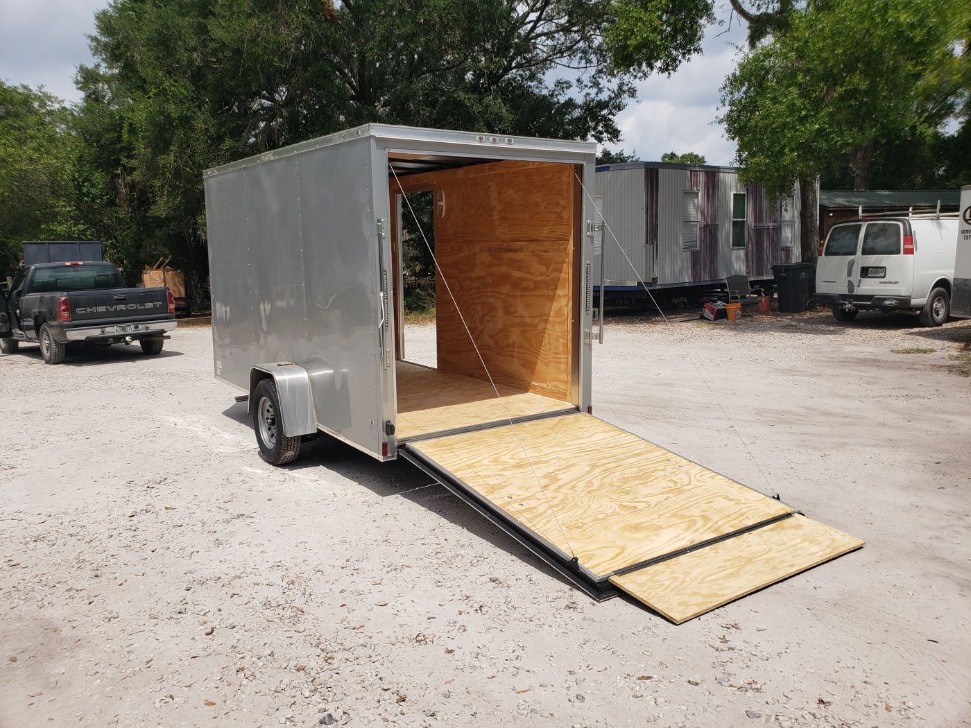 Diamond Cargo 6x12 SA Trailer - Silver Frost, Ramp, Side Door, Extra Height, Therma Ceiling - Image 6