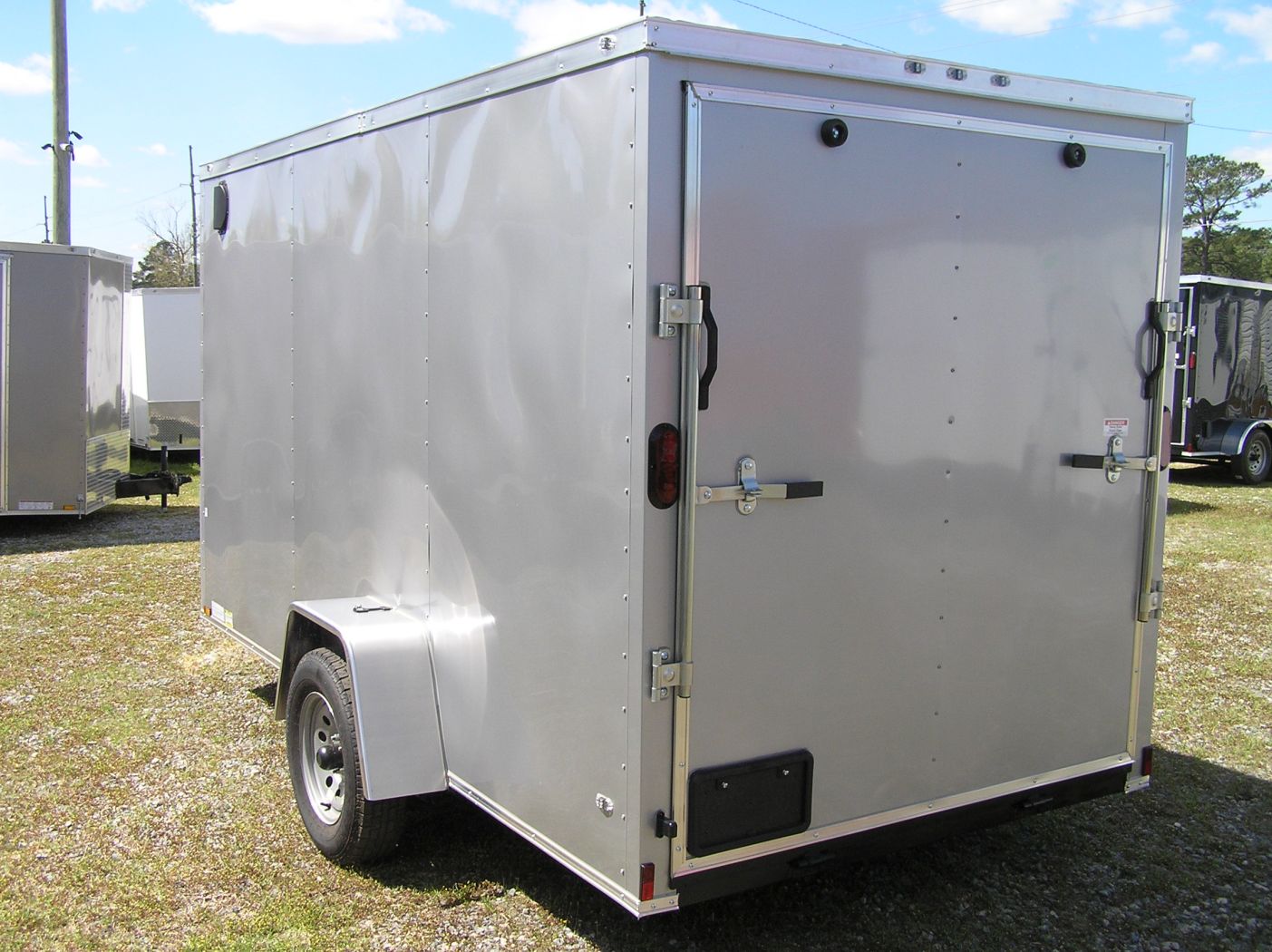 Diamond Cargo 6x12 SA Trailer - Silver Frost, Ramp, Side Door, Extra Height, Insulation - Image 5