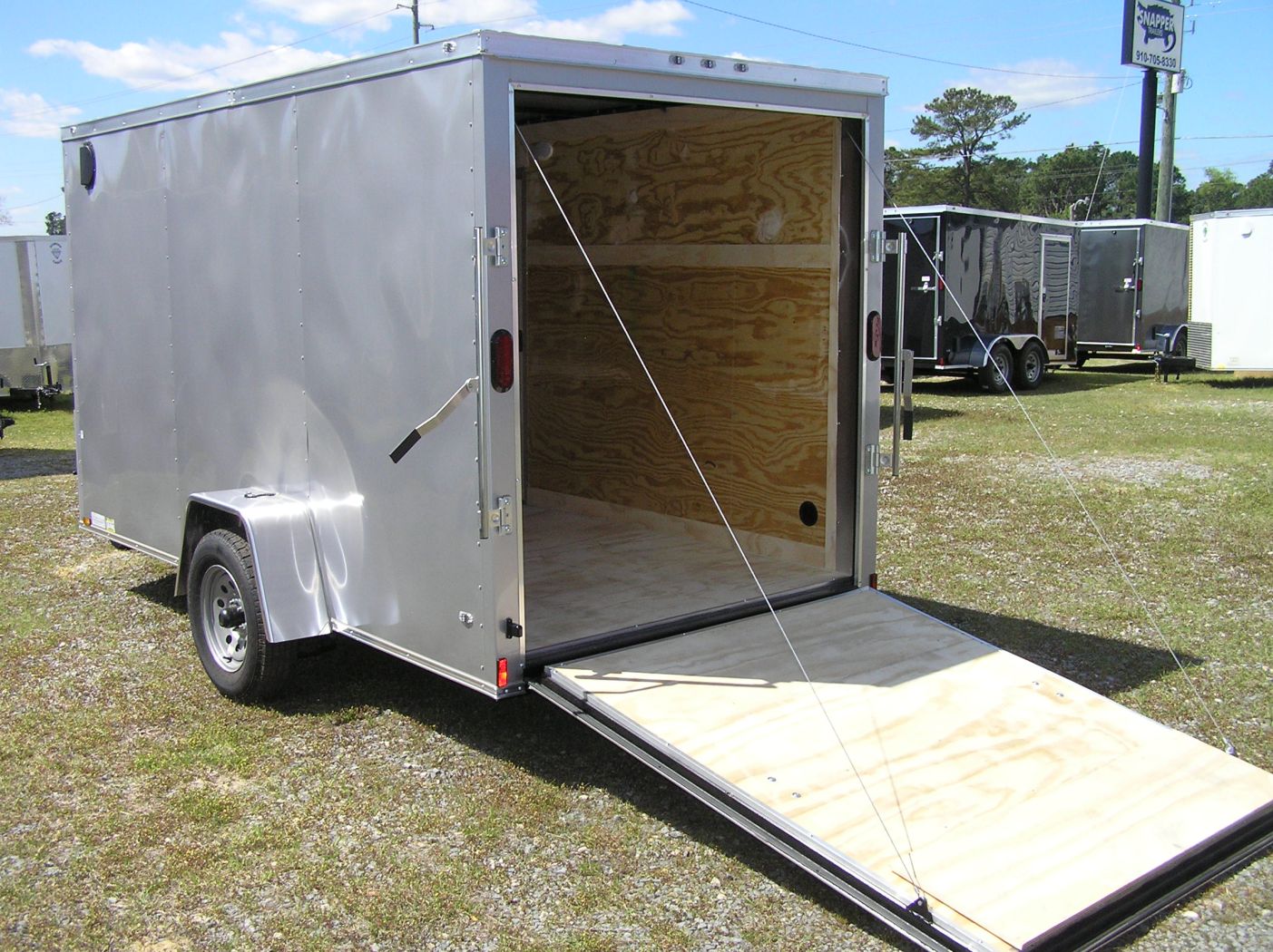 Diamond Cargo 6x12 SA Trailer - Silver Frost, Ramp, Side Door, Extra Height, Insulation - Image 4