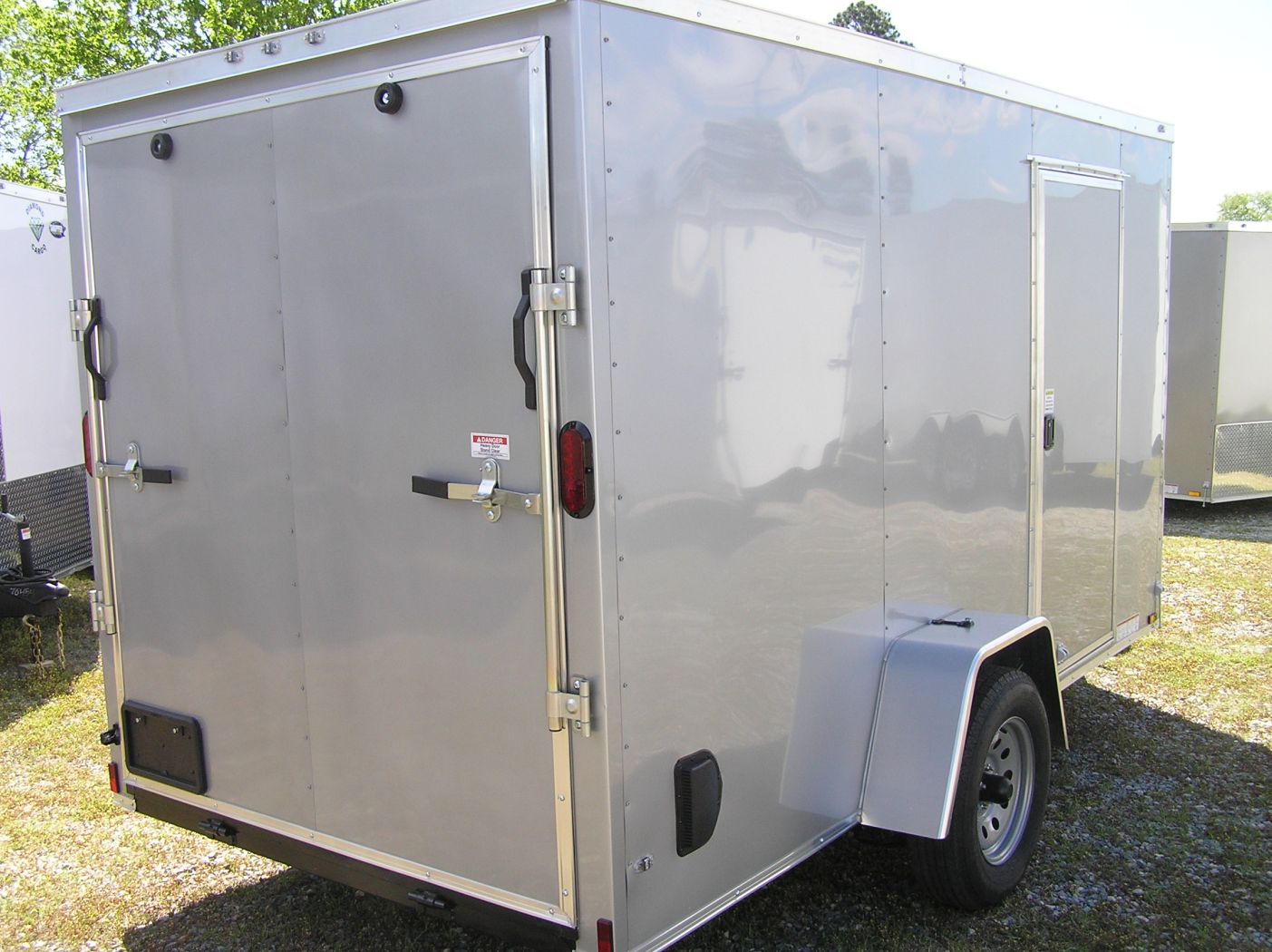 Diamond Cargo 6x12 SA Trailer - Silver Frost, Ramp, Side Door, Extra Height, Insulation - Image 9