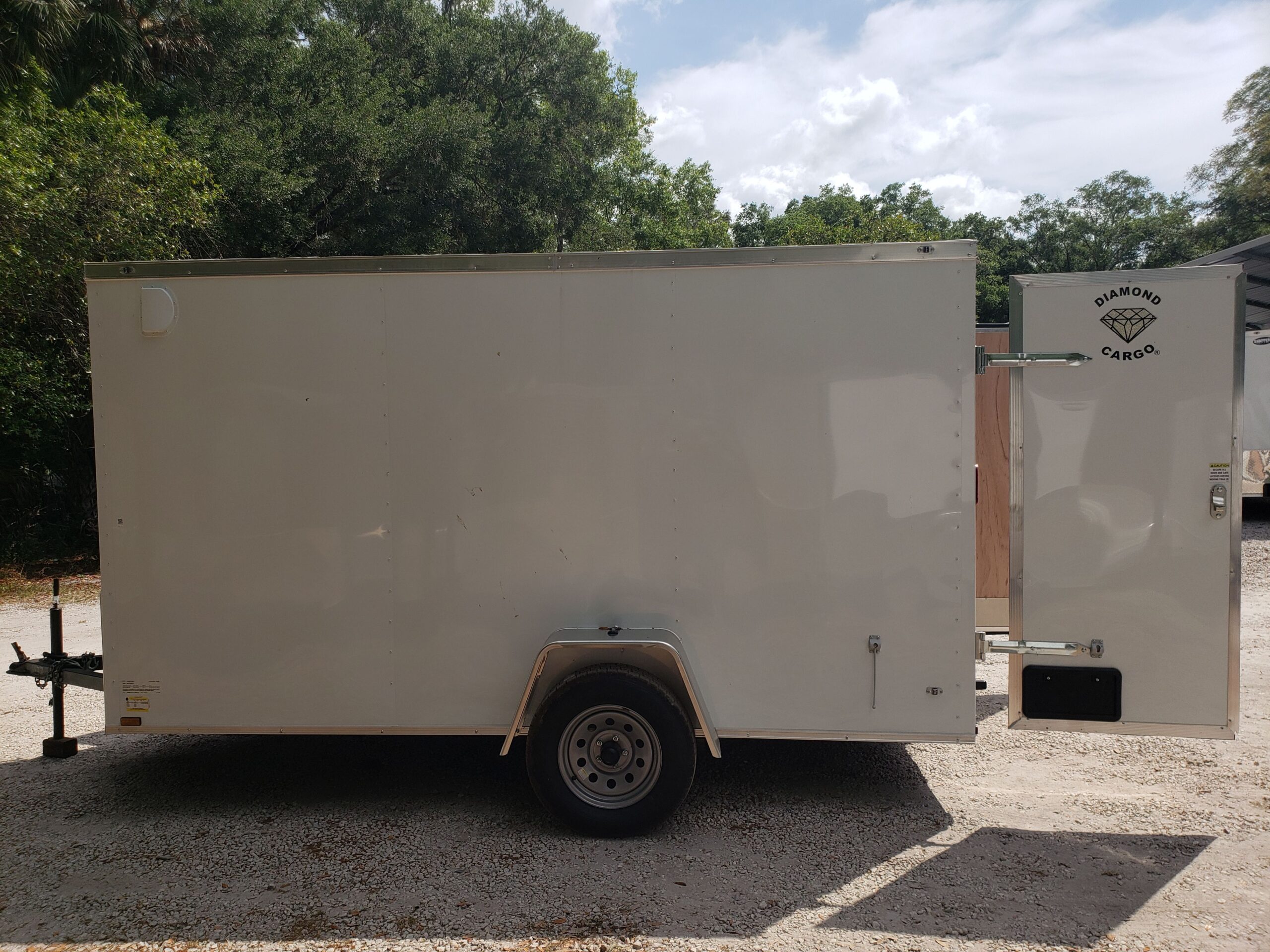 Diamond Cargo 6x12 SA Trailer - White, Barn Doors, Side Door, Extra Height, Insulated - Image 12