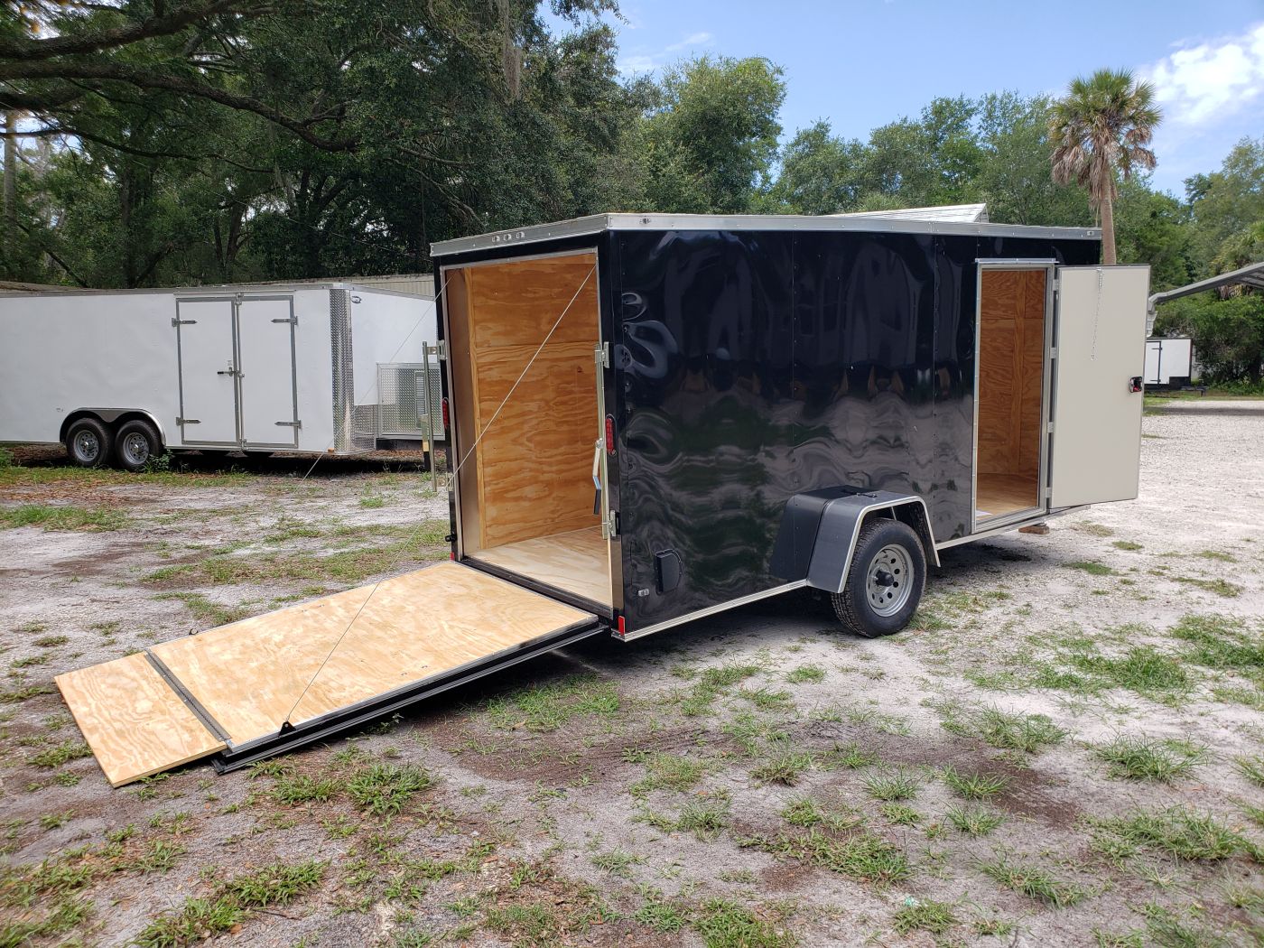 Diamond Cargo 6x14 SA Trailer - Black, Ramp, Side Door, Extra Height, Insulated - Image 9