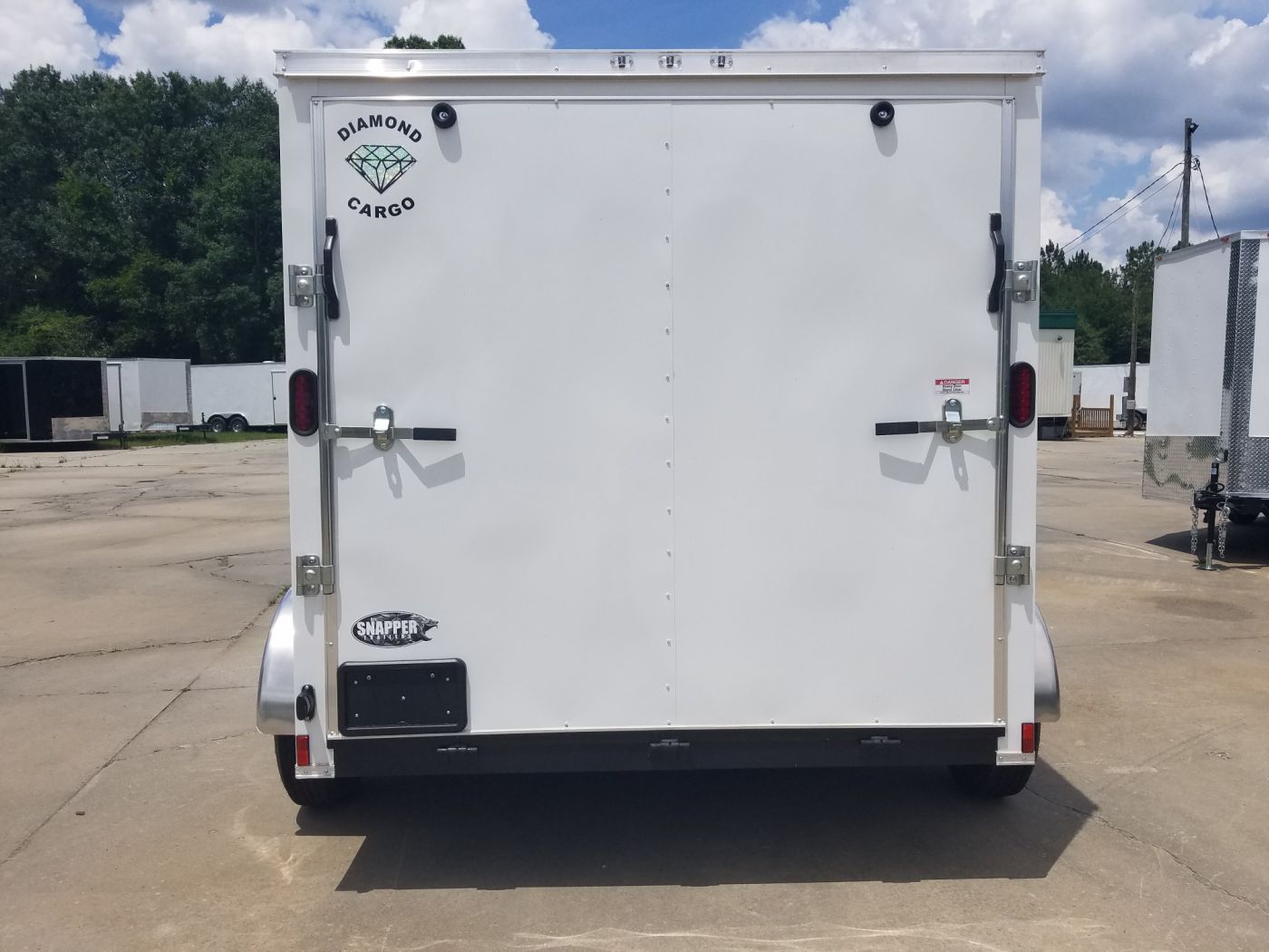 Diamond Cargo 7x10 TA Trailer - White, Ramp, Side Door, Extra Height - Image 9