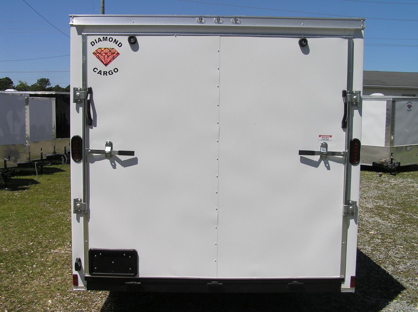 Diamond Cargo 7x14 SA Trailer - White, Ramp, Side Door, Extra Height, Insulated - Image 5