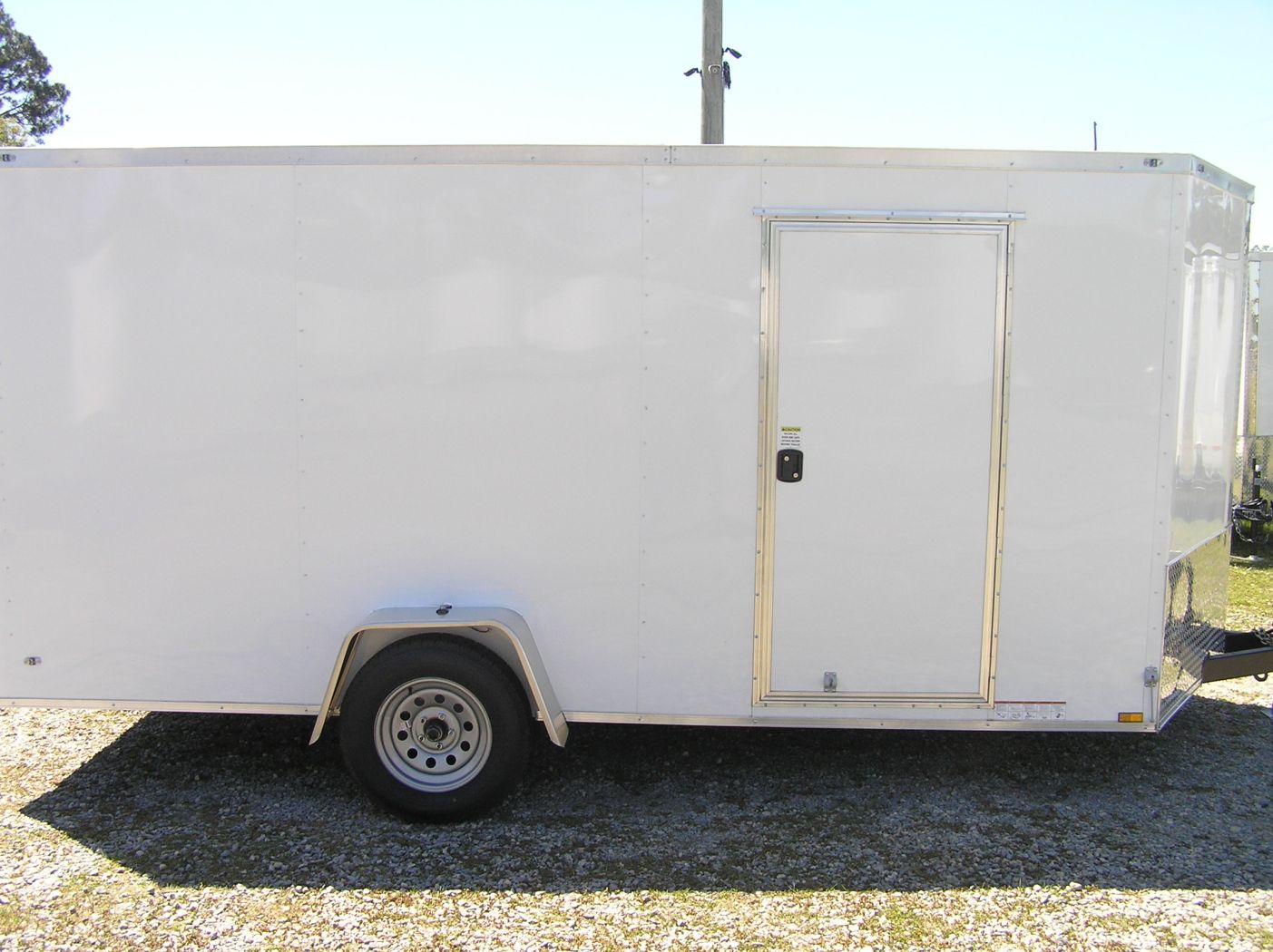 Diamond Cargo 7x14 SA Trailer - White, Ramp, Side Door, Extra Height, Insulated - Image 11