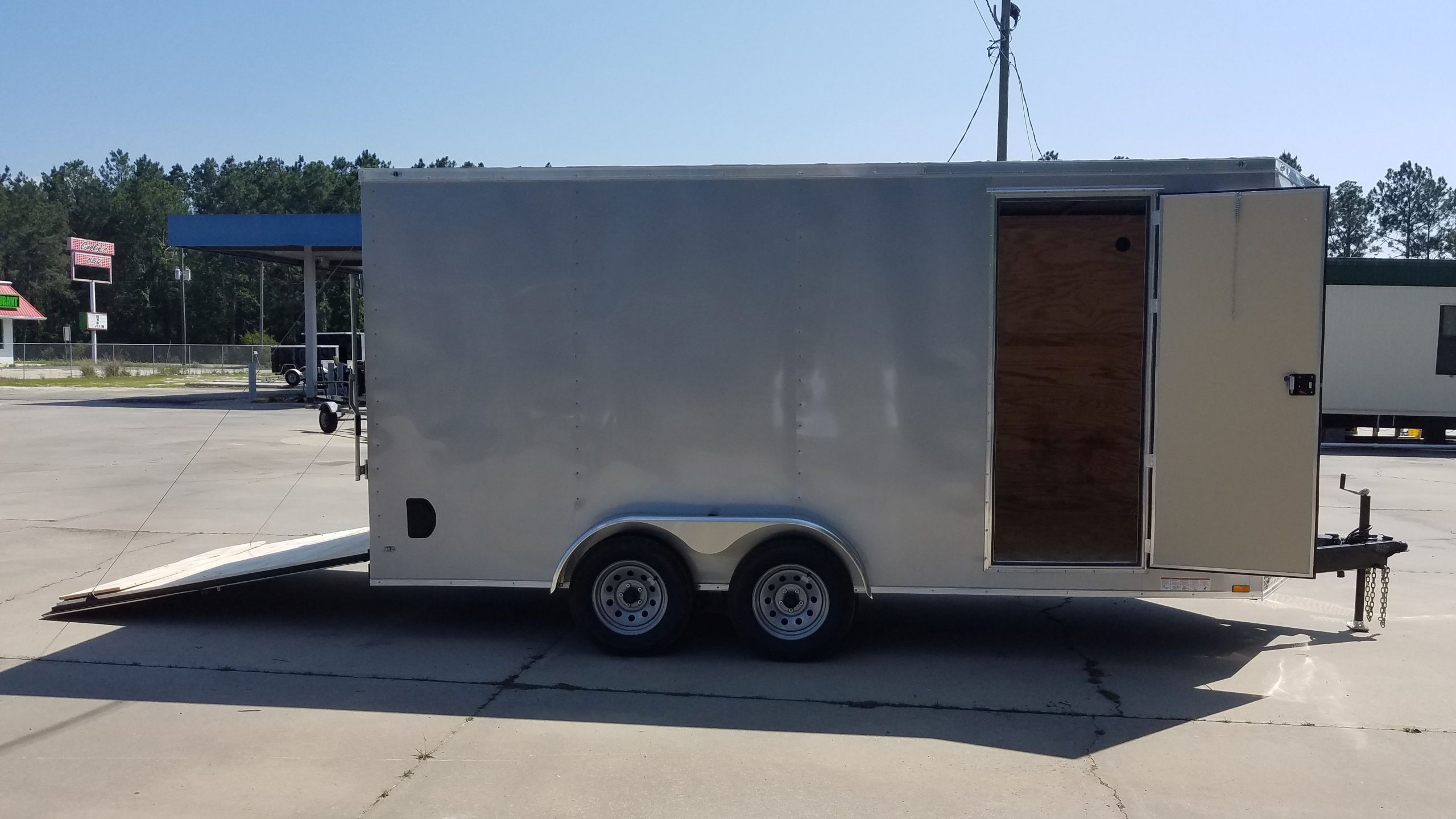 Diamond Cargo 7x16 TA Trailer - Silver Frost, Ramp, Side Door, Extra Height, Tie Downs, Insulated - Image 8