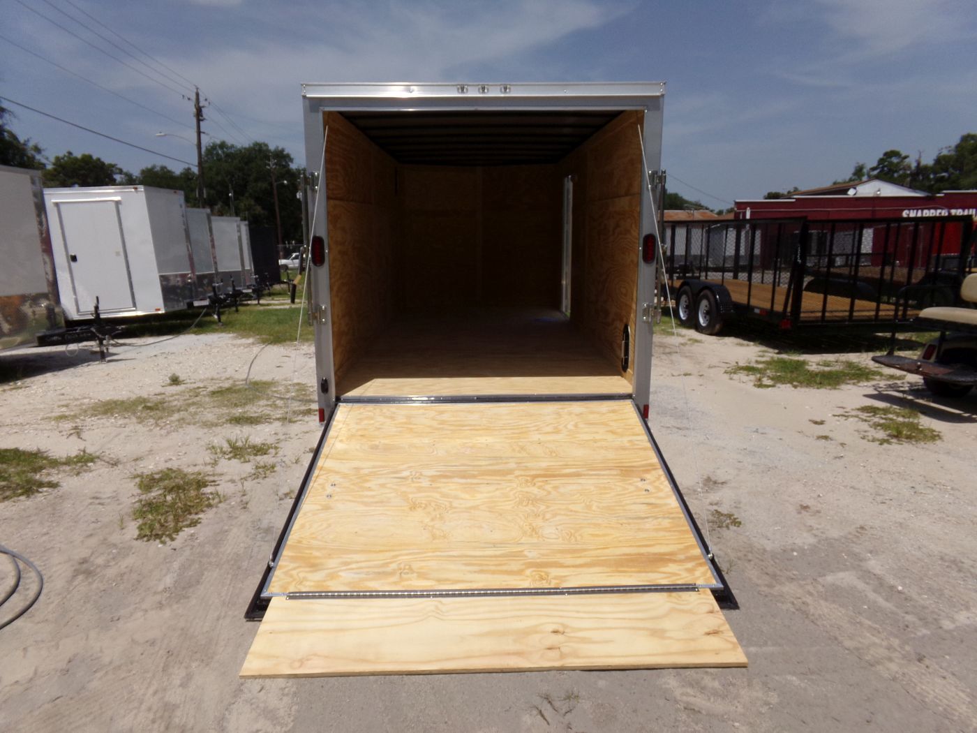 Diamond Cargo 7x16 TA Trailer - Silver Frost, Ramp, Side Door, Extra Height - Image 5