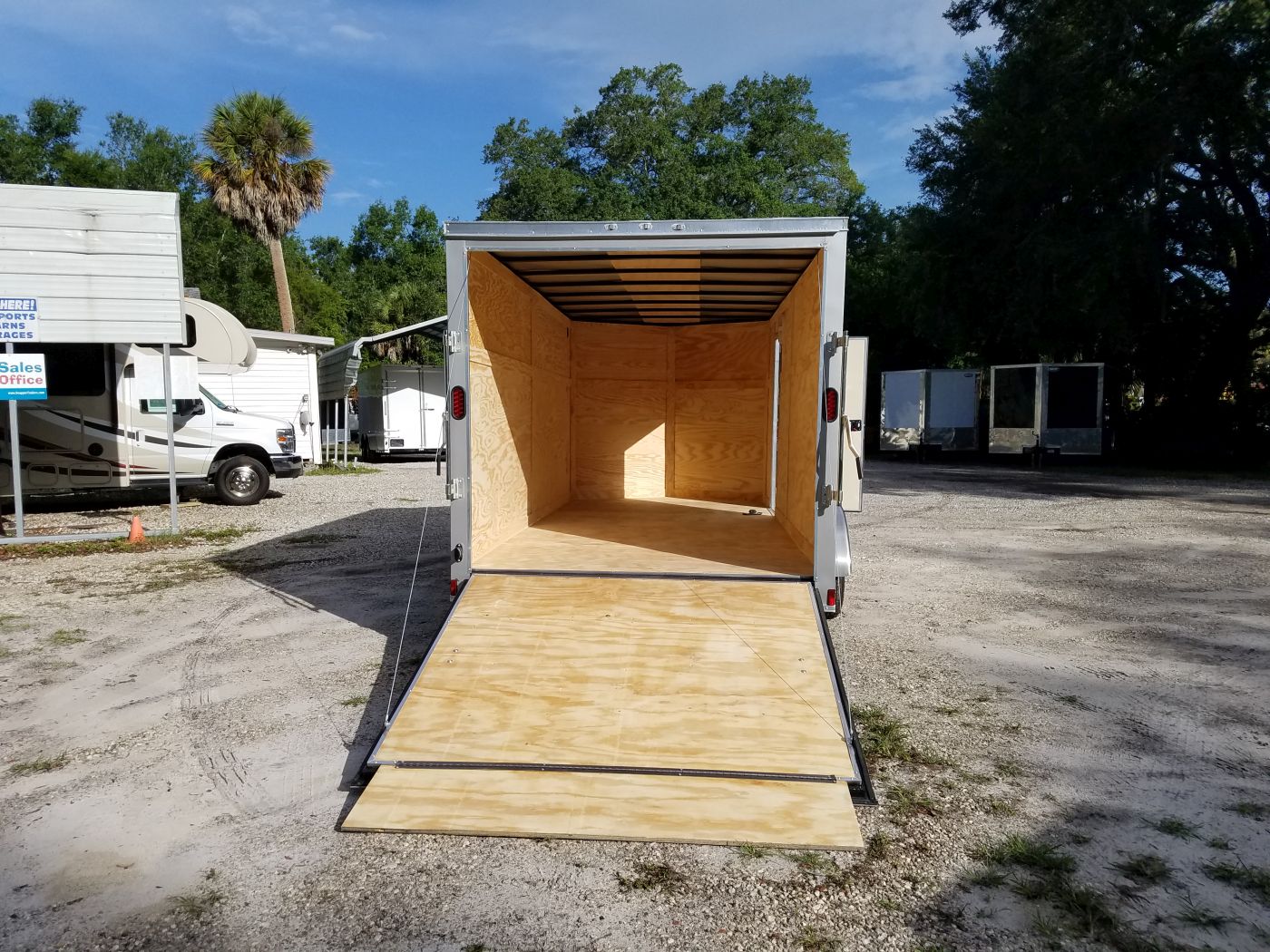 Diamond Cargo 7x16 TA Trailer - Silver Frost, Ramp, Side Door, Extra Height - Image 8