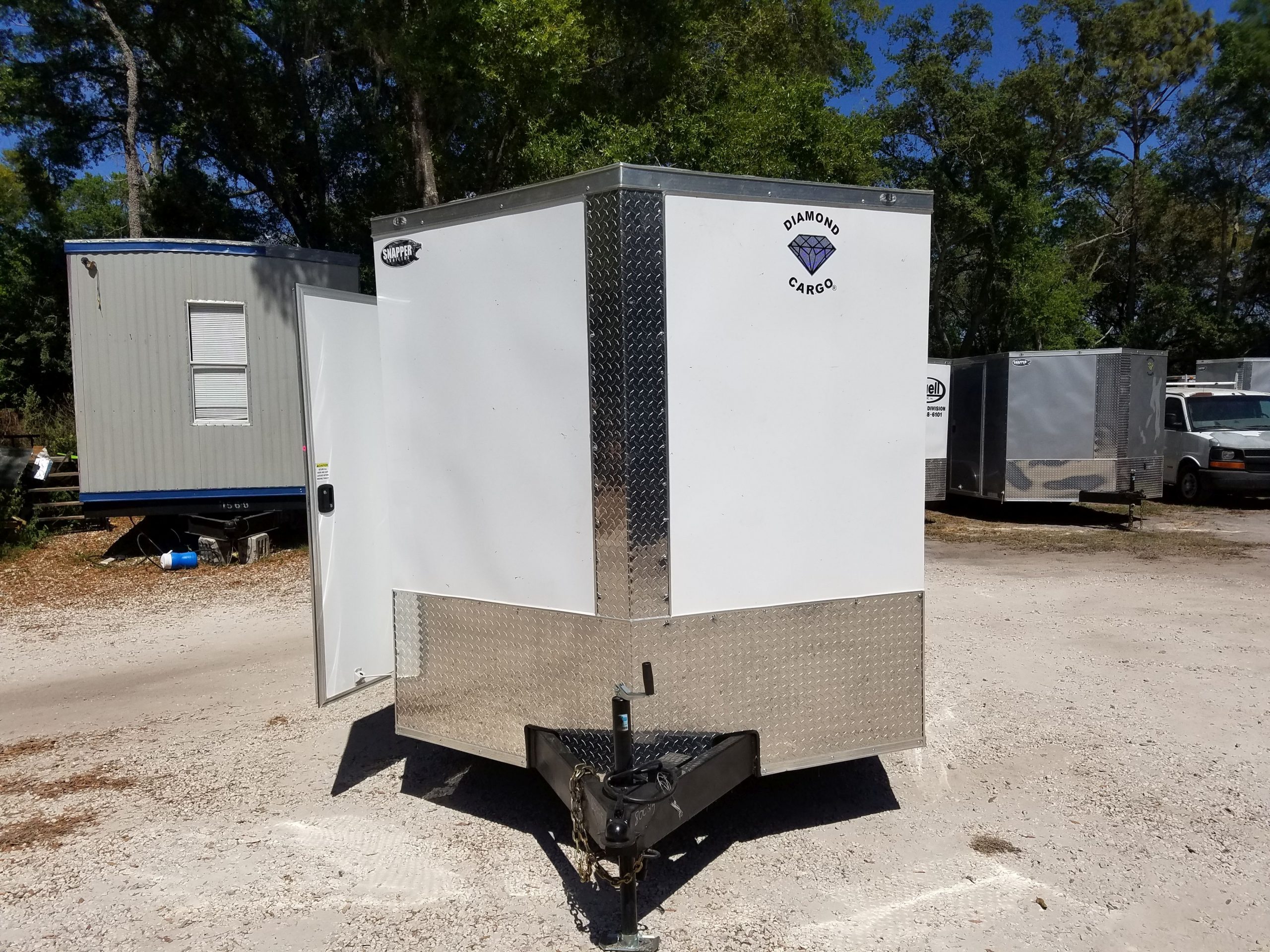 Diamond Cargo 7x16 TA Trailer - White, Barn Doors, Side Door, Extra Height, Insulated - Image 14