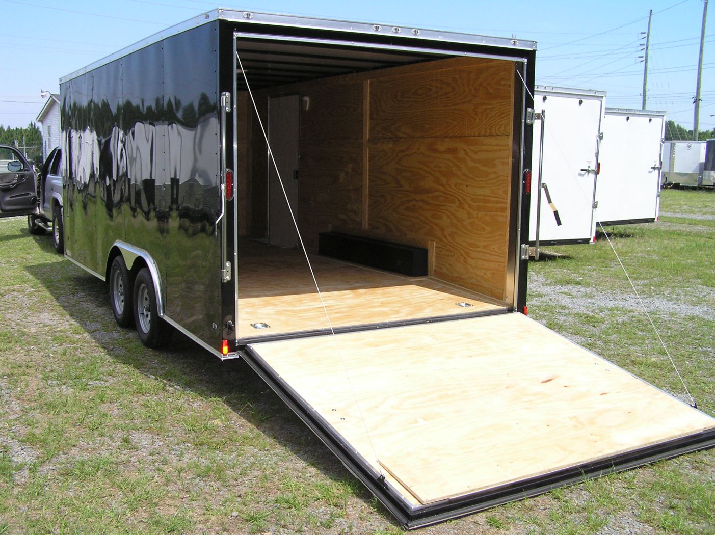 Diamond Cargo 8.5x18 TA Trailer - Black, Ramp, Side Door, D-Rings - Image 4