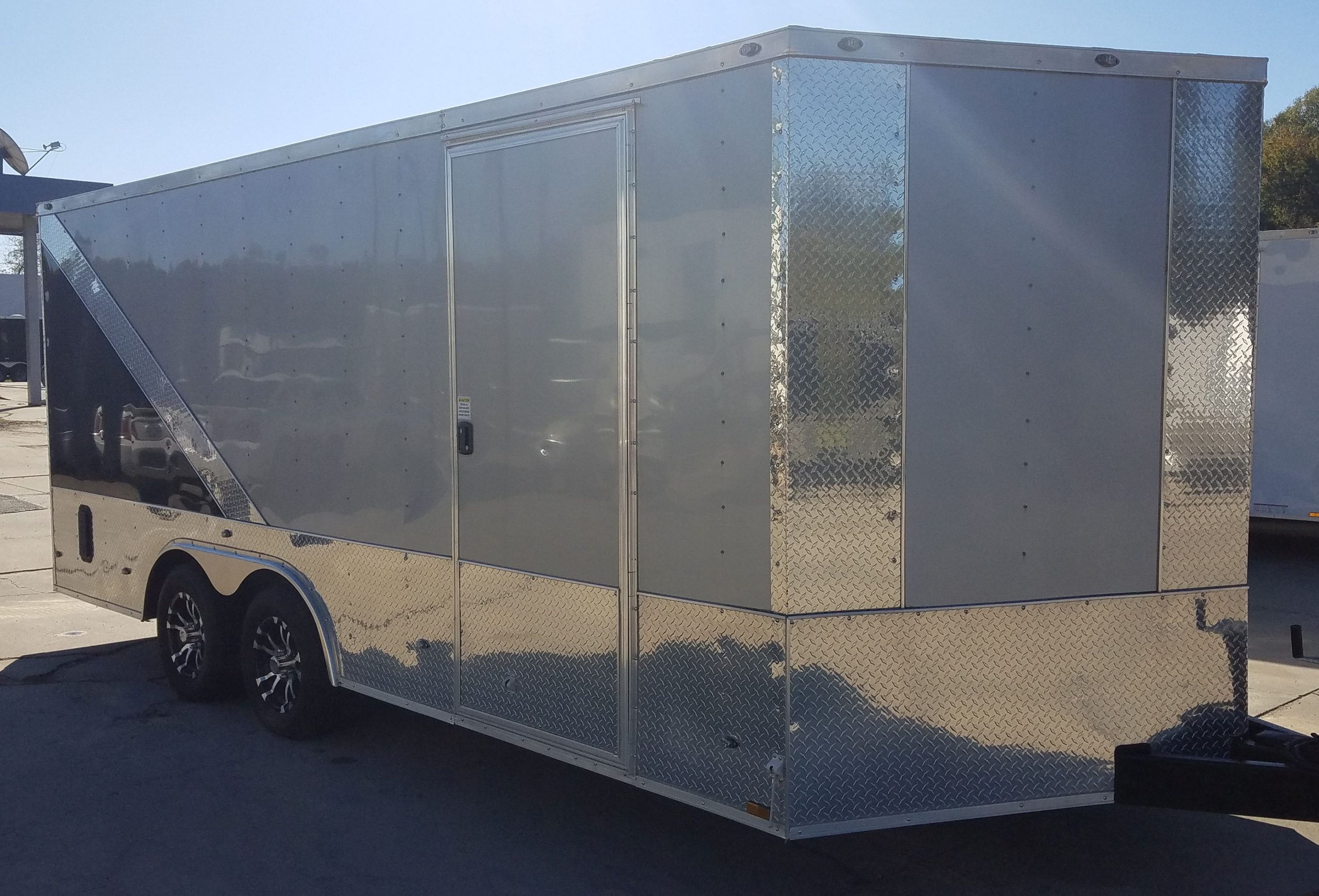 Diamond Cargo 8.5x18 TA Trailer - SilverBlack, Ramp, Two Side Doors, D-Rings, Electrical Package, Insulated, RTP Flooring, E-Track, More