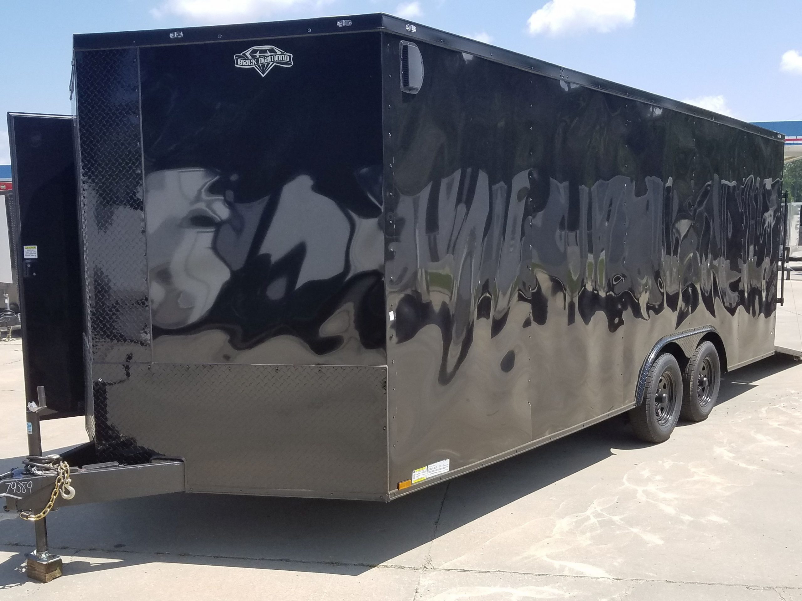 Diamond Cargo 8.5x20 TA Trailer - Black, Ramp, Side Door, D-Rings, Blackout - Image 3