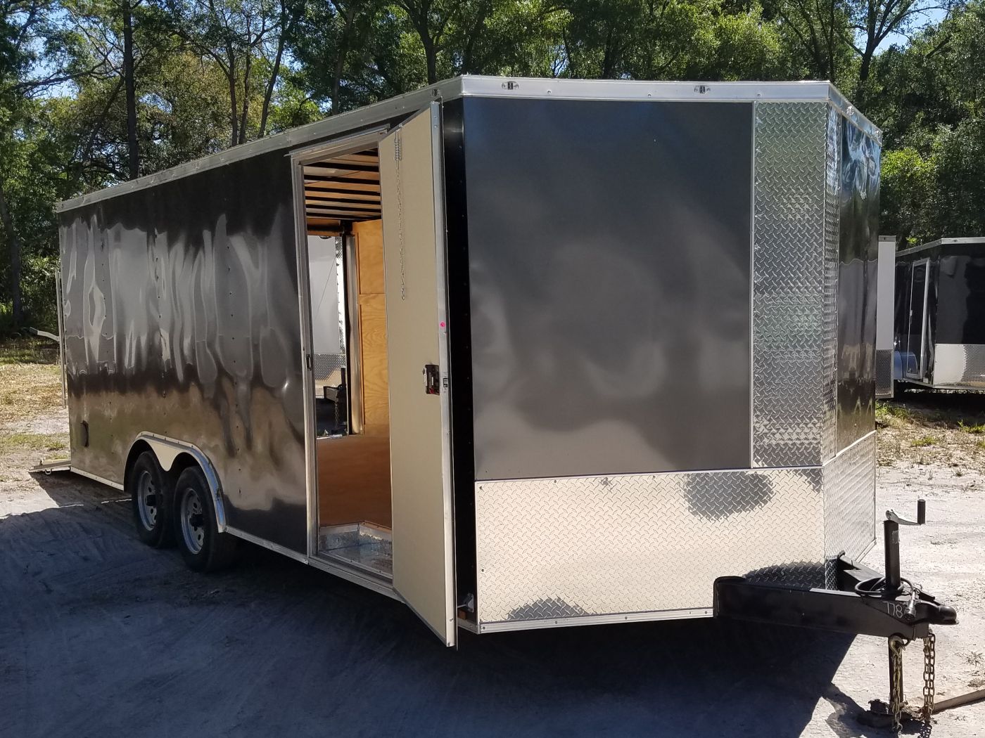 Diamond Cargo 8.5x20 TA Trailer - Charcoal Gray, Ramp, Side Door, D-Rings - Image 11