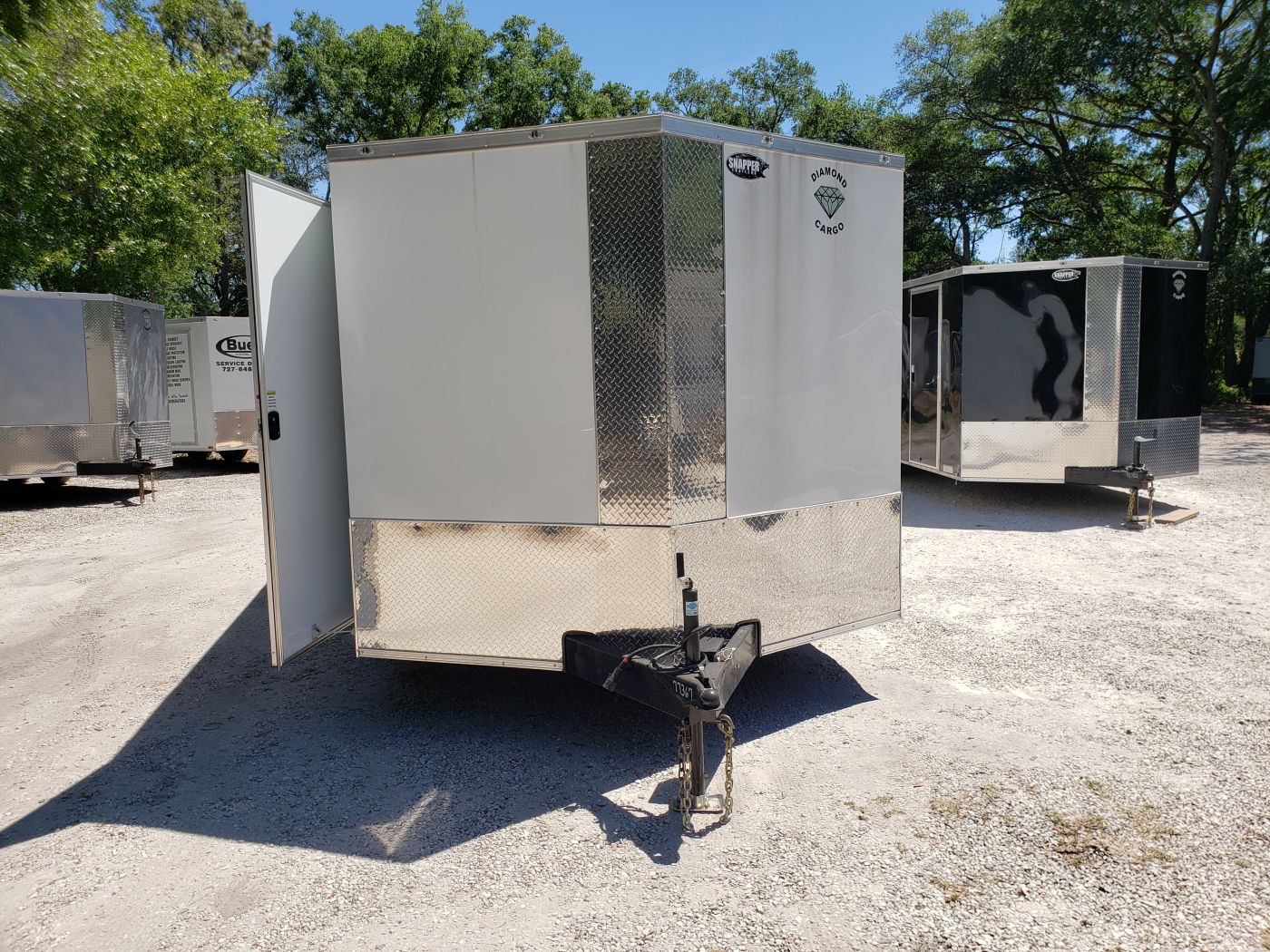 Diamond Cargo 8.5x20 TA Trailer - White, Ramp, Side Door, D-Rings, Insulated Ceiling - Image 12