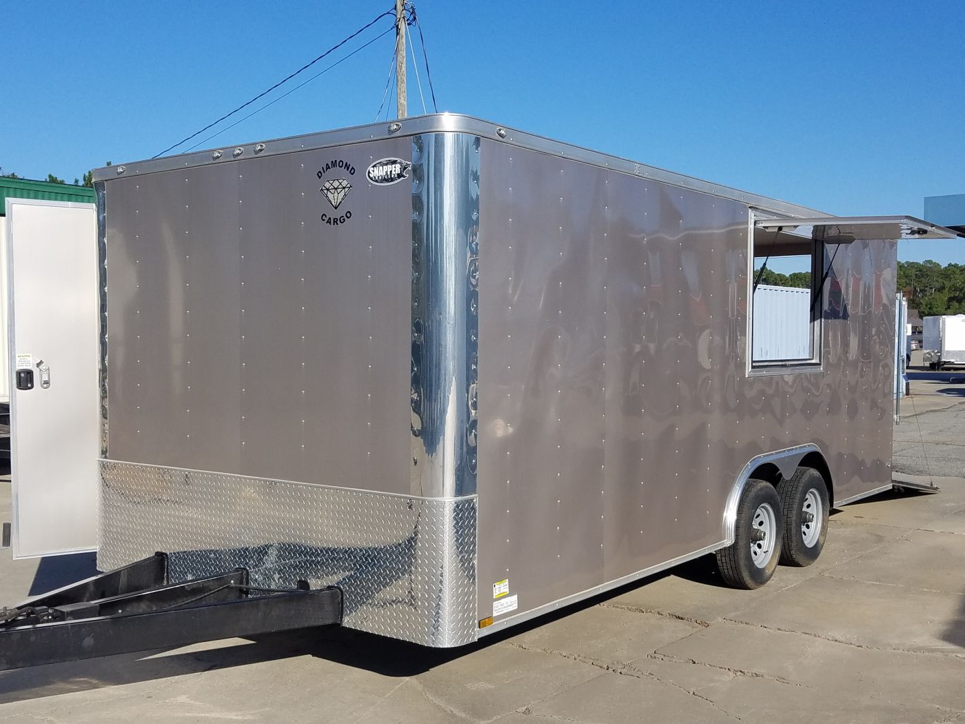 Diamond Cargo 8.5x20 TA Trailer - Beige, Ramp, Side Door, 5K Axles, Concession Door, E-Track, Additional Upgrades - Image 2