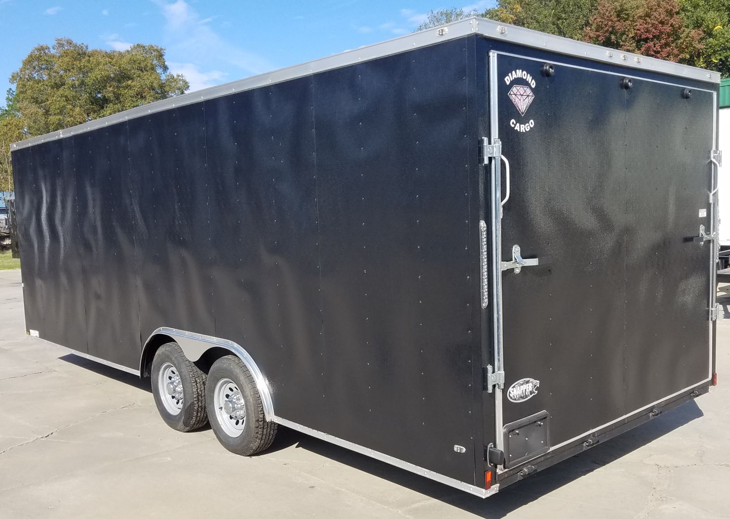 Diamond Cargo 8.5x22 TA Trailer - Black Embossed, Ramp, Side Door, D-Rings, E-Track, 5K axles, Finsihed WallsCeiling, and More - Image 7