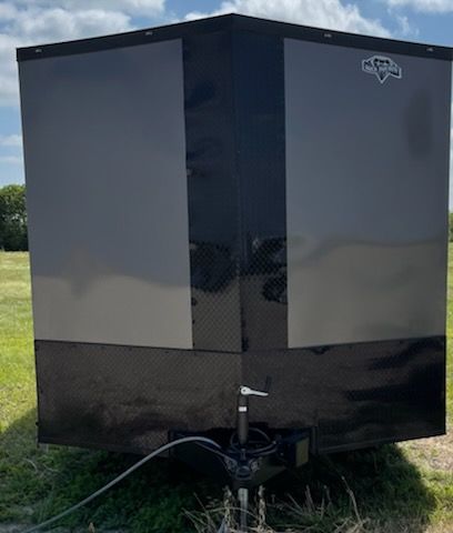 Diamond Cargo 8.5x22 TA Trailer - White, Ramp, Side Door, 5K Axles, D-Rings - Image 9