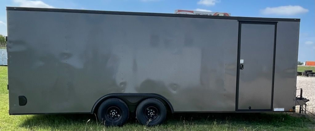 Diamond Cargo 8.5x22 TA Trailer - White, Ramp, Side Door, 5K Axles, D-Rings