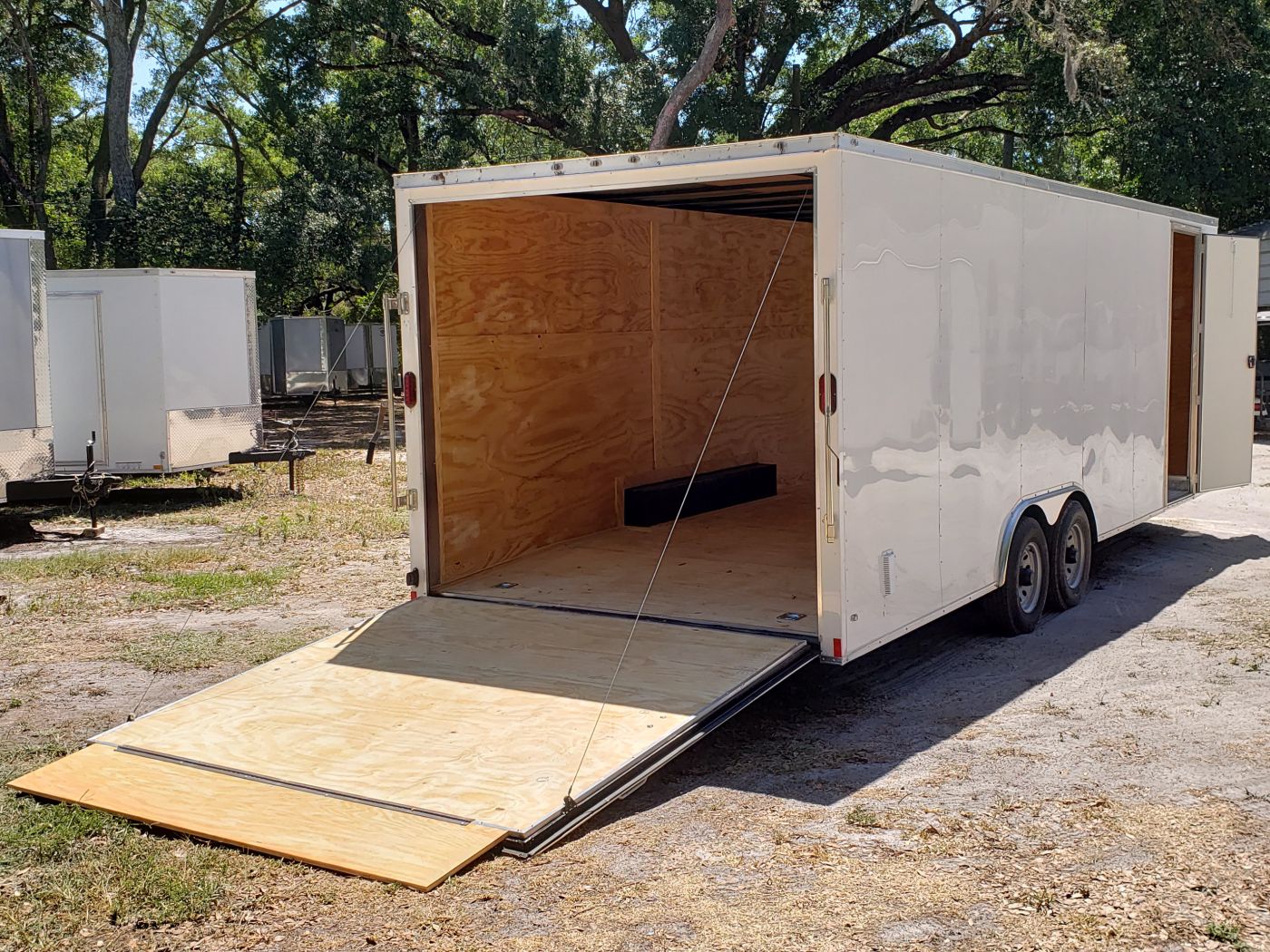 Diamond Cargo 8.5x24 TA Trailer - White, Ramp, Side Door, 5K Axles, D-Rings, Extra Height, Insulated - Image 7