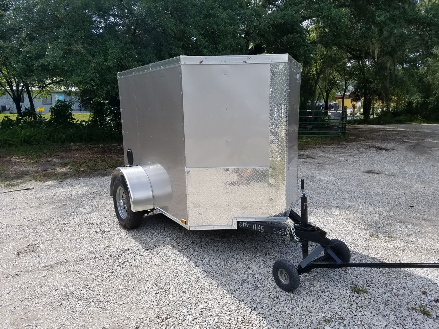 Quality Cargo 5x6 SA Trailer - Arizona Beige, Ramp, Side Vents - Image 15