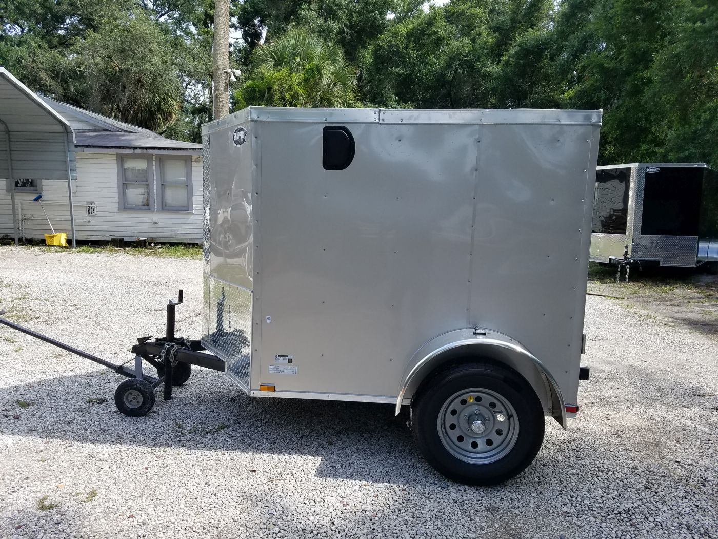 Quality Cargo 5x6 SA Trailer - Arizona Beige, Ramp, Side Vents - Image 5