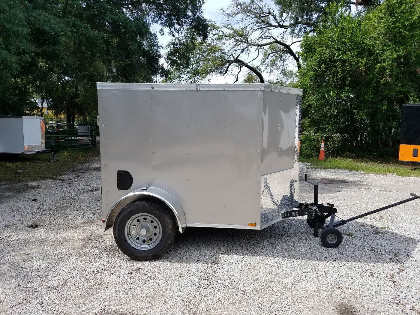 Quality Cargo 5x6 SA Trailer - Arizona Beige, Ramp, Side Vents