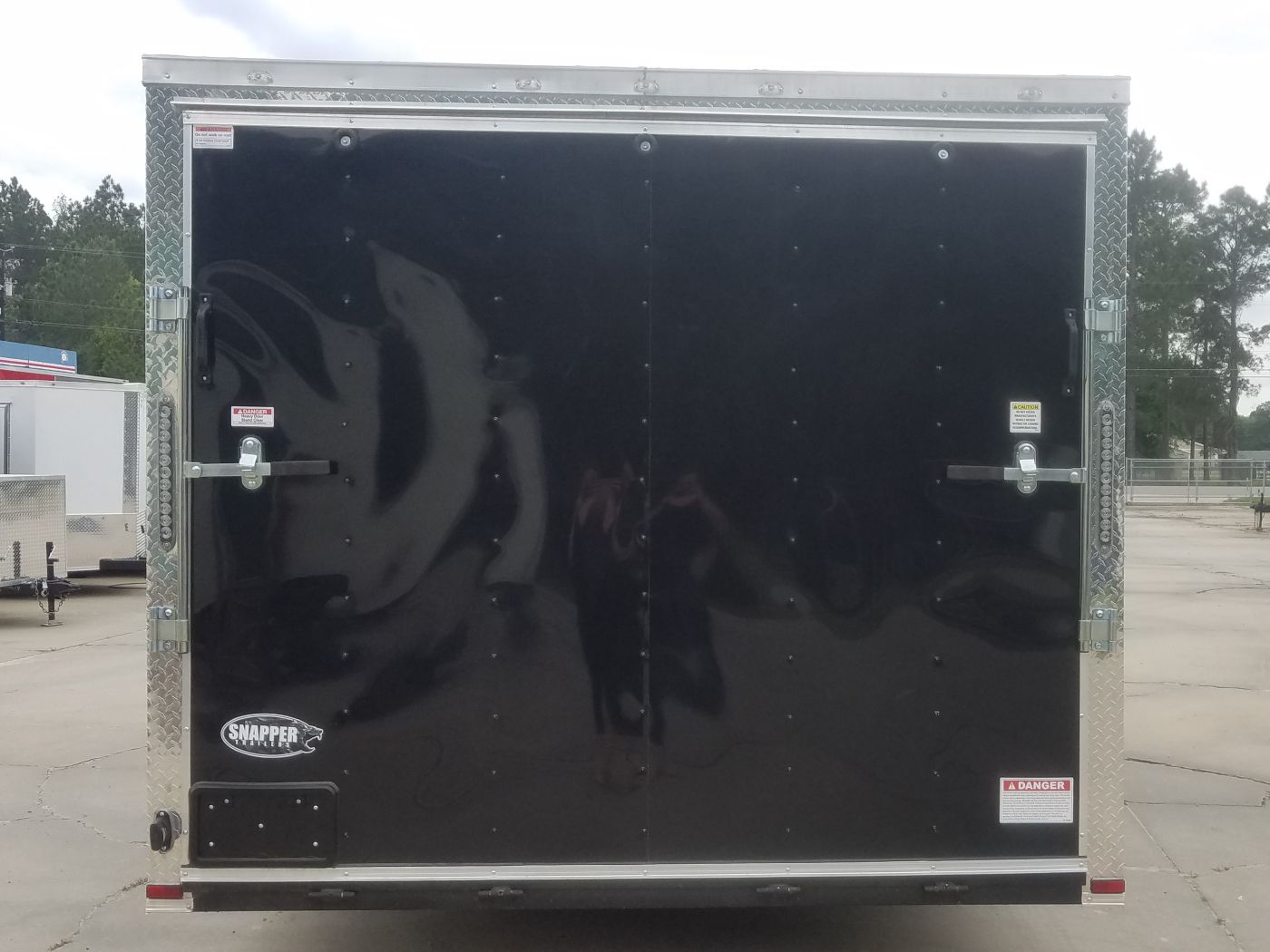 Quality Cargo 8.5x16 TA Trailer - Black, Ramp, Side Door, D-Rings, 5K Axles - Image 9