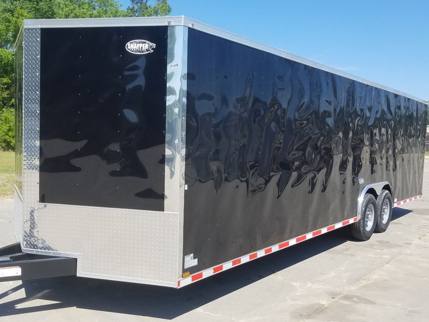 Quality Cargo 8.5x28 TA Trailer - Black, Ramp, Side Door, D-Rings, 7K Axles - Image 3