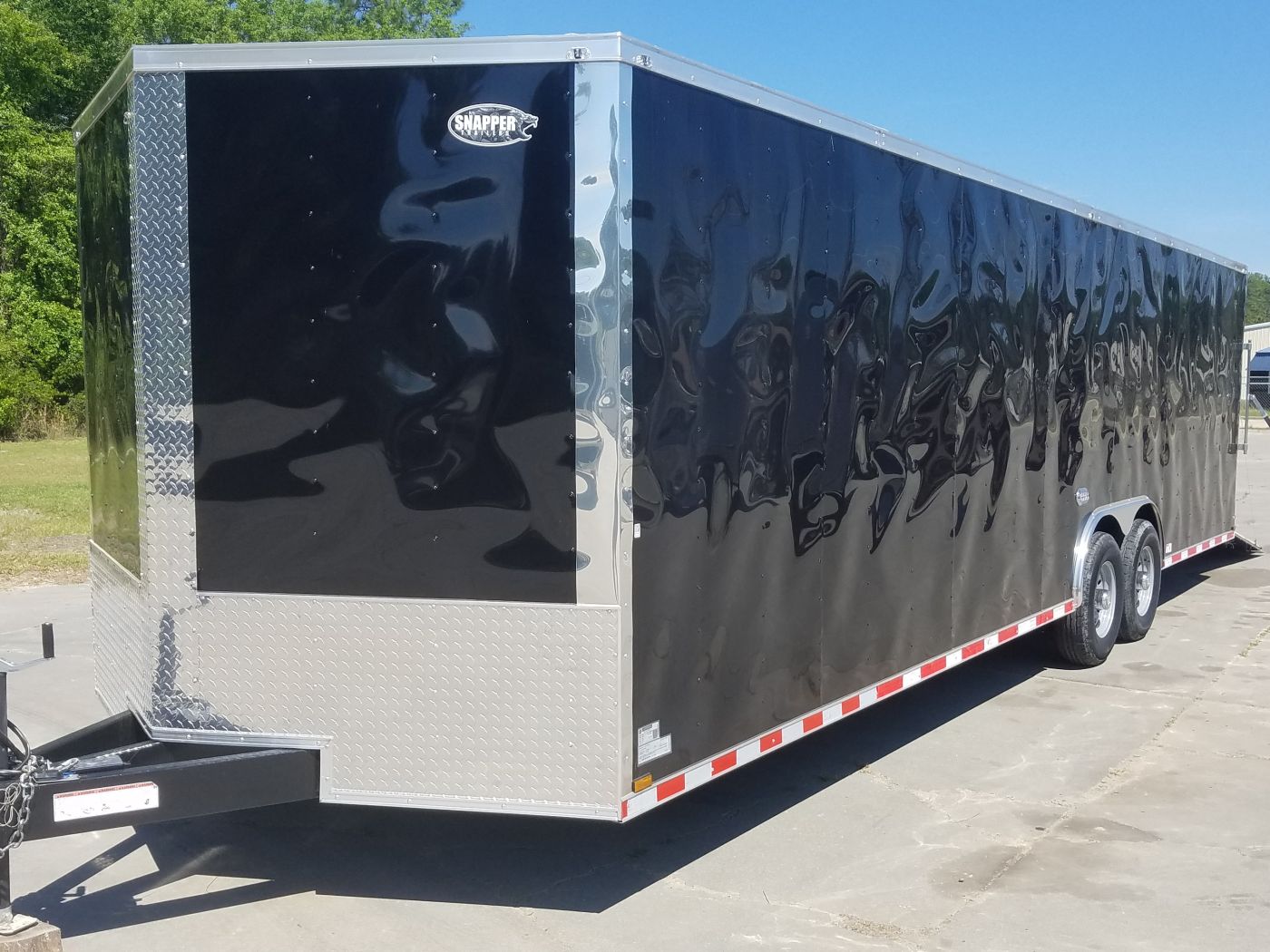 Quality Cargo 8.5x28 TA Trailer - Black, Ramp, Side Door, D-Rings, 7K Axles - Image 2