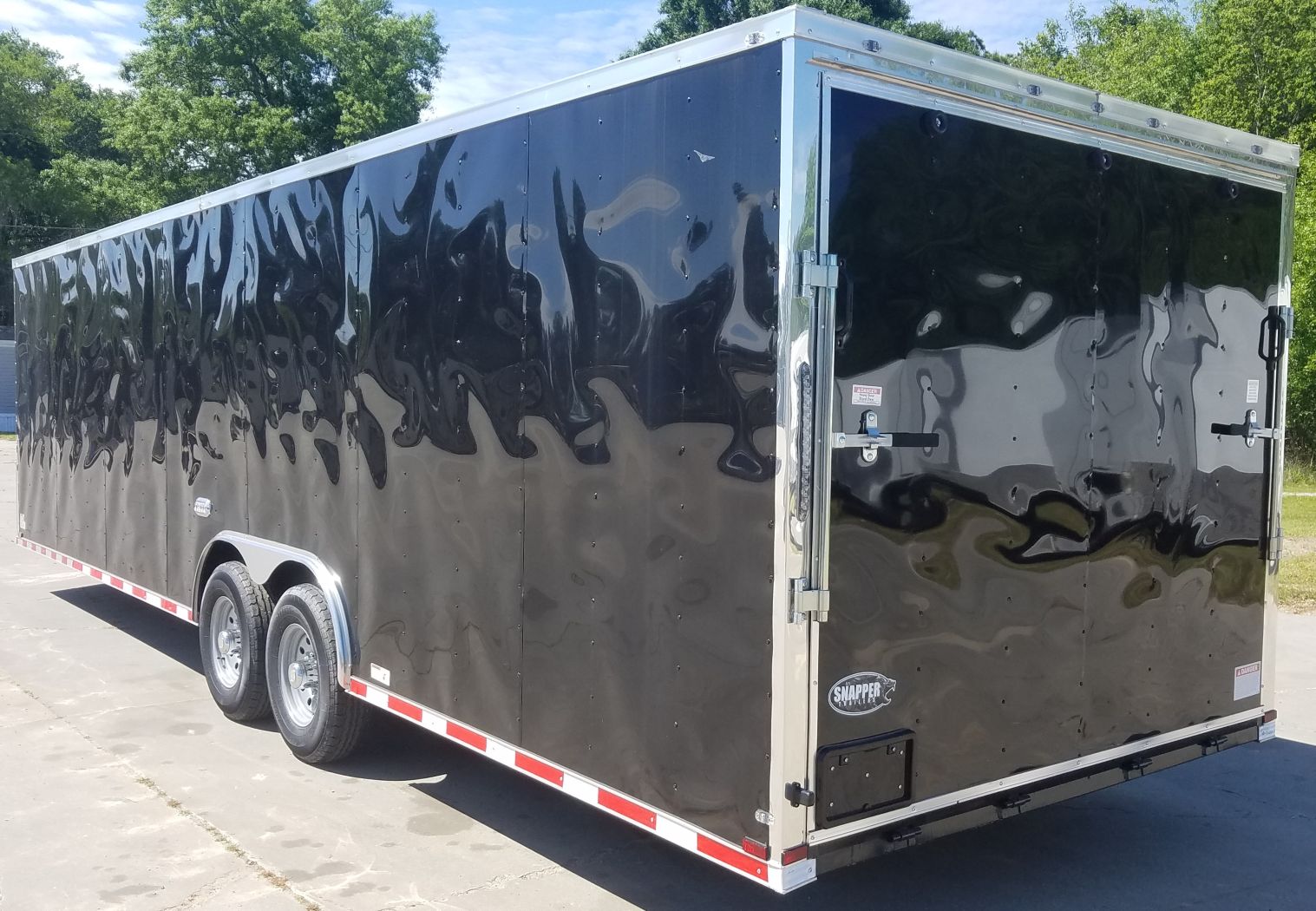 Quality Cargo 8.5x28 TA Trailer - Black, Ramp, Side Door, D-Rings, 7K Axles - Image 7
