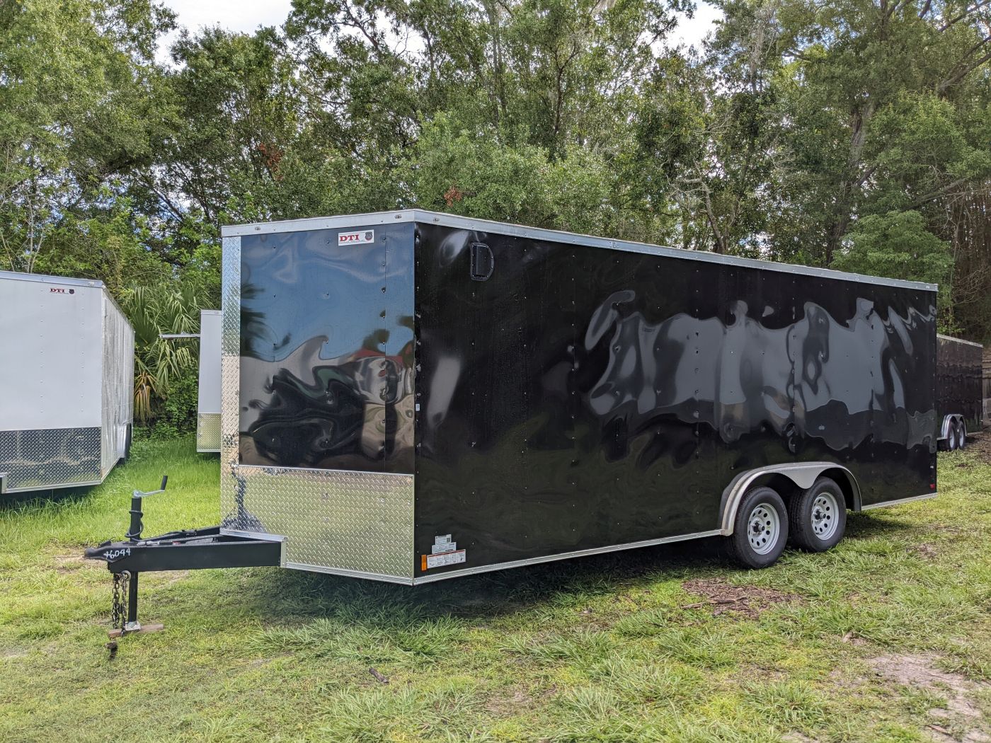 Douglas Trailers 8.5x20 TA Trailer - Black, Ramp, Side Door - Image 10