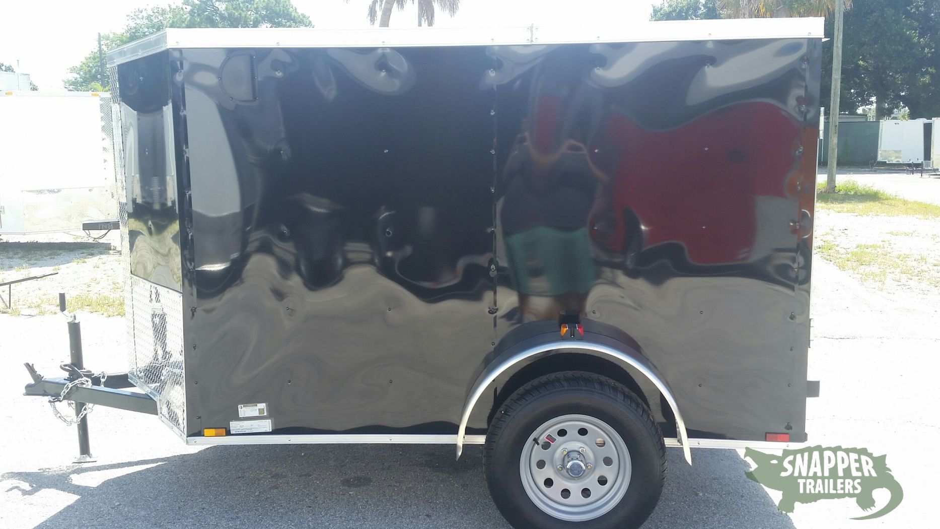 Quality Cargo 5x8 SA Trailer - Black, Ramp, Side Door, Side Vents - Image 3