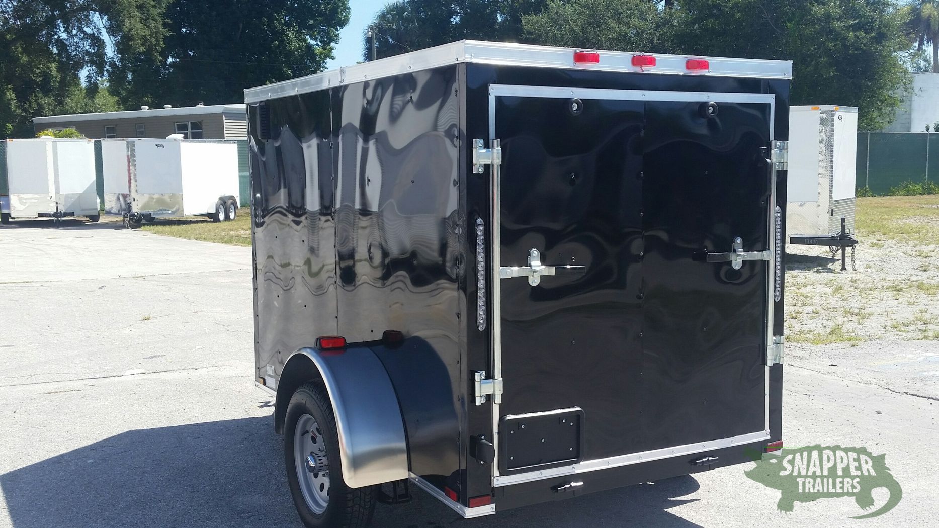 Quality Cargo 5x8 SA Trailer - Black, Ramp, Side Door, Side Vents - Image 5