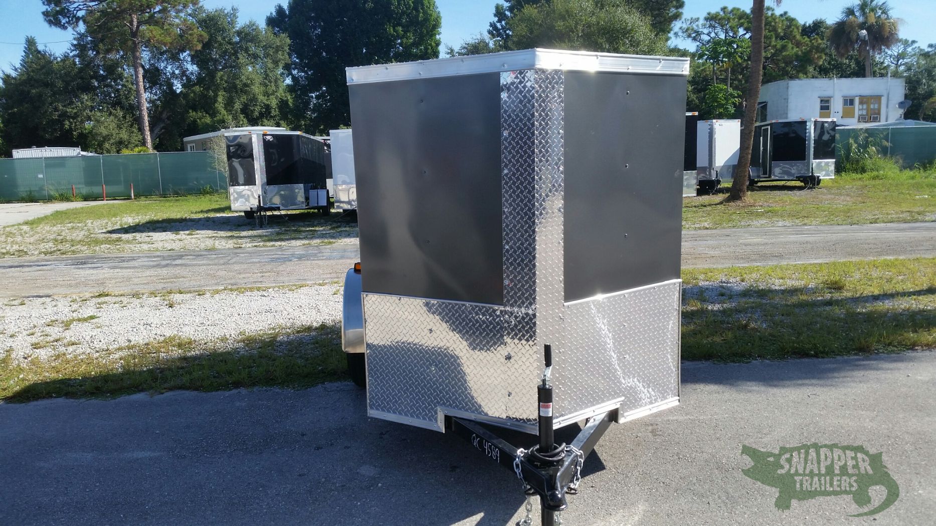 Quality Cargo 5x8 SA Trailer - Charcoal Gray, Ramp, Side Door, Side Vents - Image 14