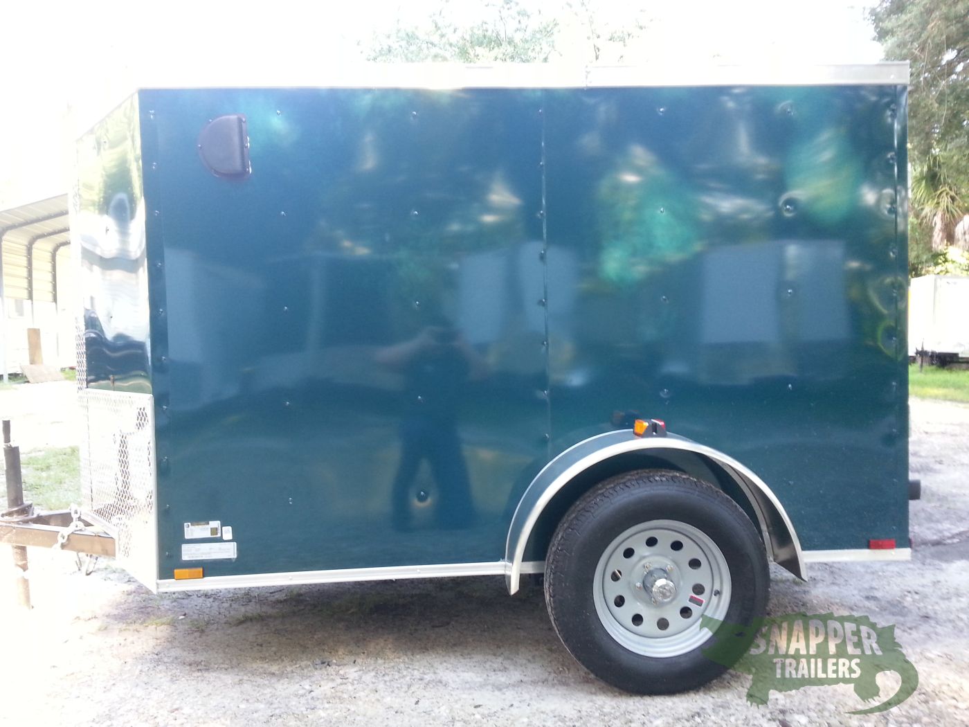 Quality Cargo 5x8 SA Trailer - Green, Ramp, Side Door, Side Vents - Image 4