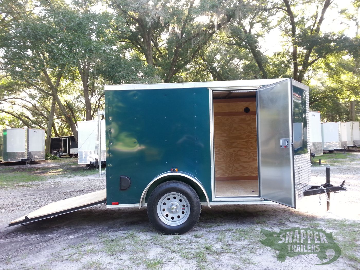 Quality Cargo 5x8 SA Trailer - Green, Ramp, Side Door, Side Vents - Image 11