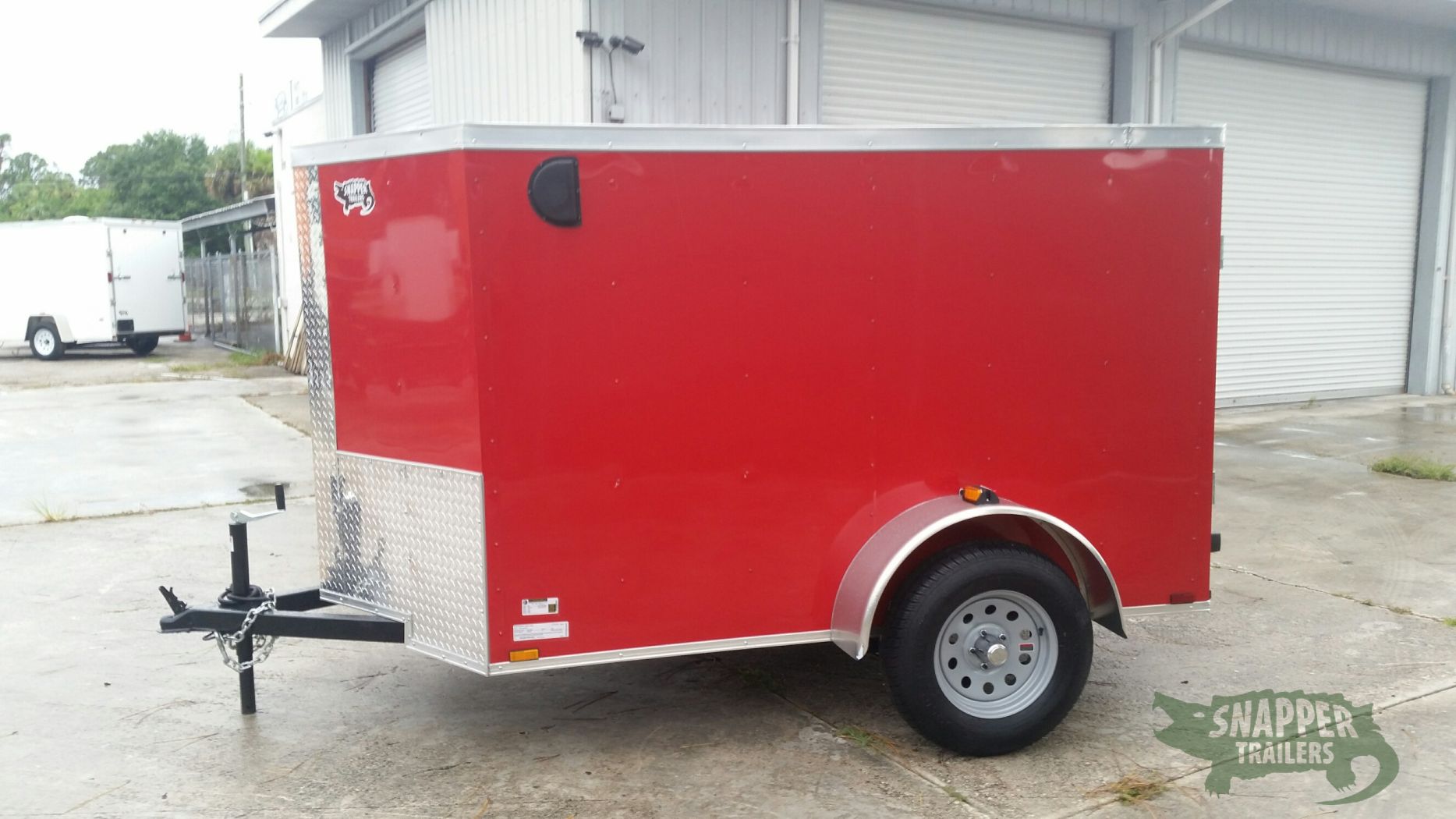 Quality Cargo 5x8 SA Trailer - Red, Ramp, Side Door, Side Vents - Image 3