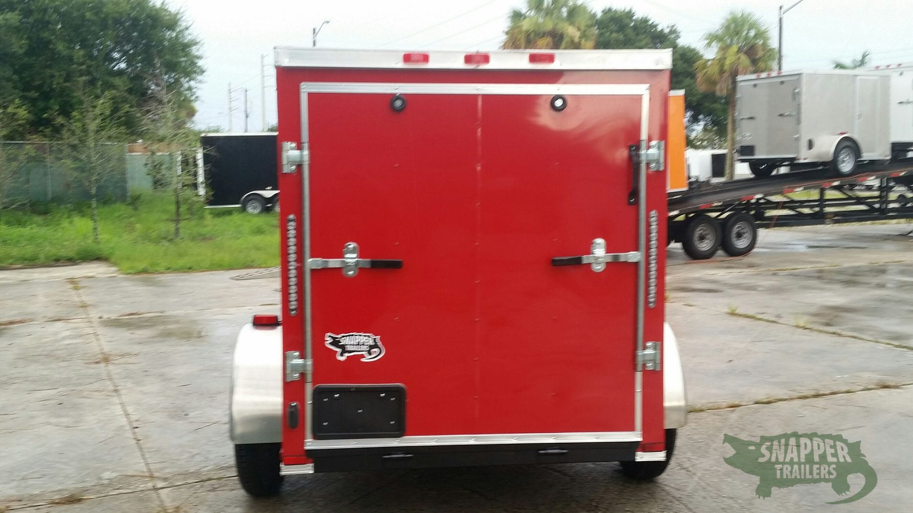 Quality Cargo 5x8 SA Trailer - Red, Ramp, Side Door, Side Vents - Image 7