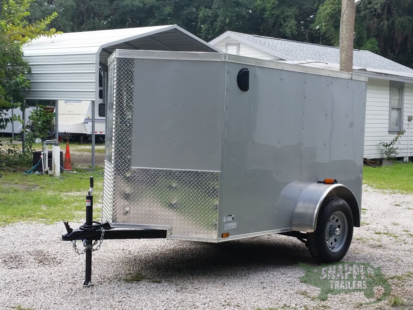 Quality Cargo 5x8 SA Trailer - Silver Frost, Ramp, Side Door, Side Vents - Image 2