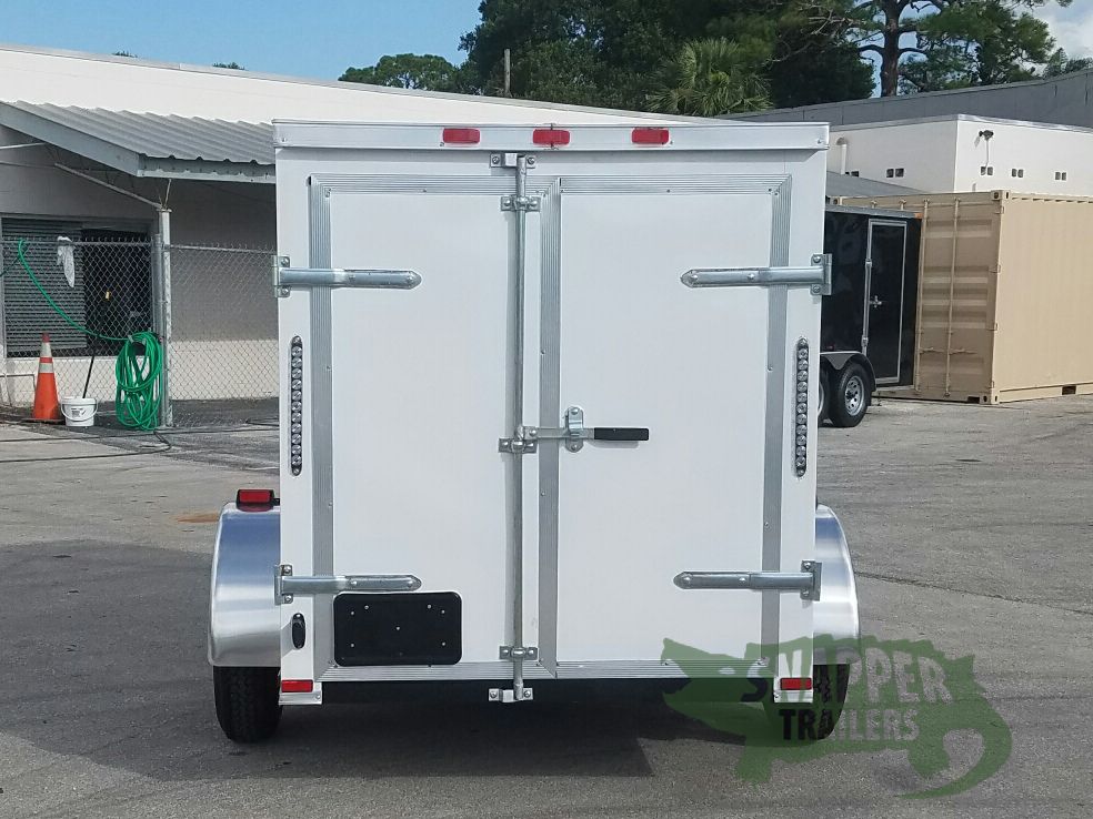 Quality Cargo 5x8 SA Trailer - White, Barn Doors, Side Door, Side Vents - Image 7
